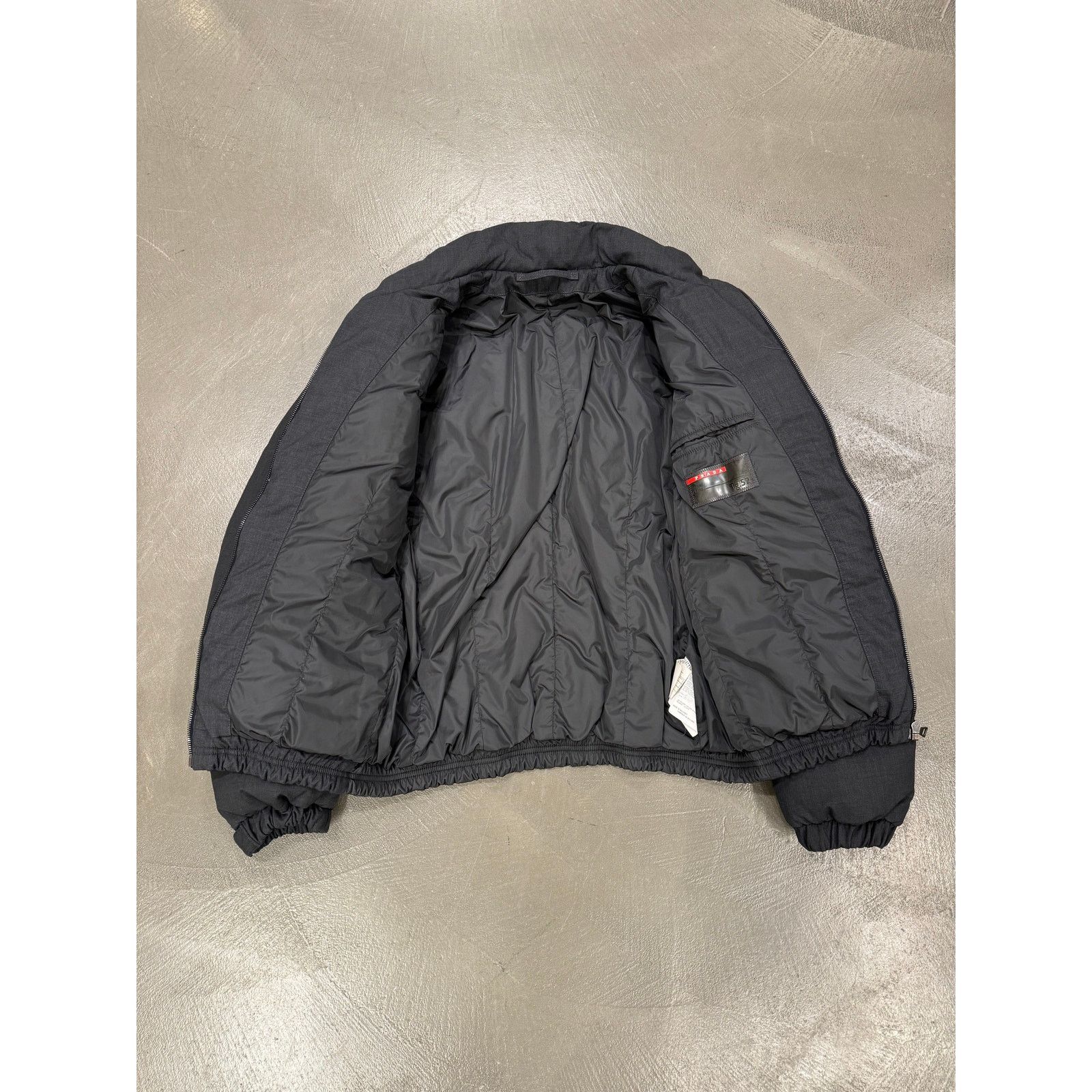 Prada 2010 Prada nylon puffer jacket Size US L / EU 52-54 / 3 - 6 Thumbnail