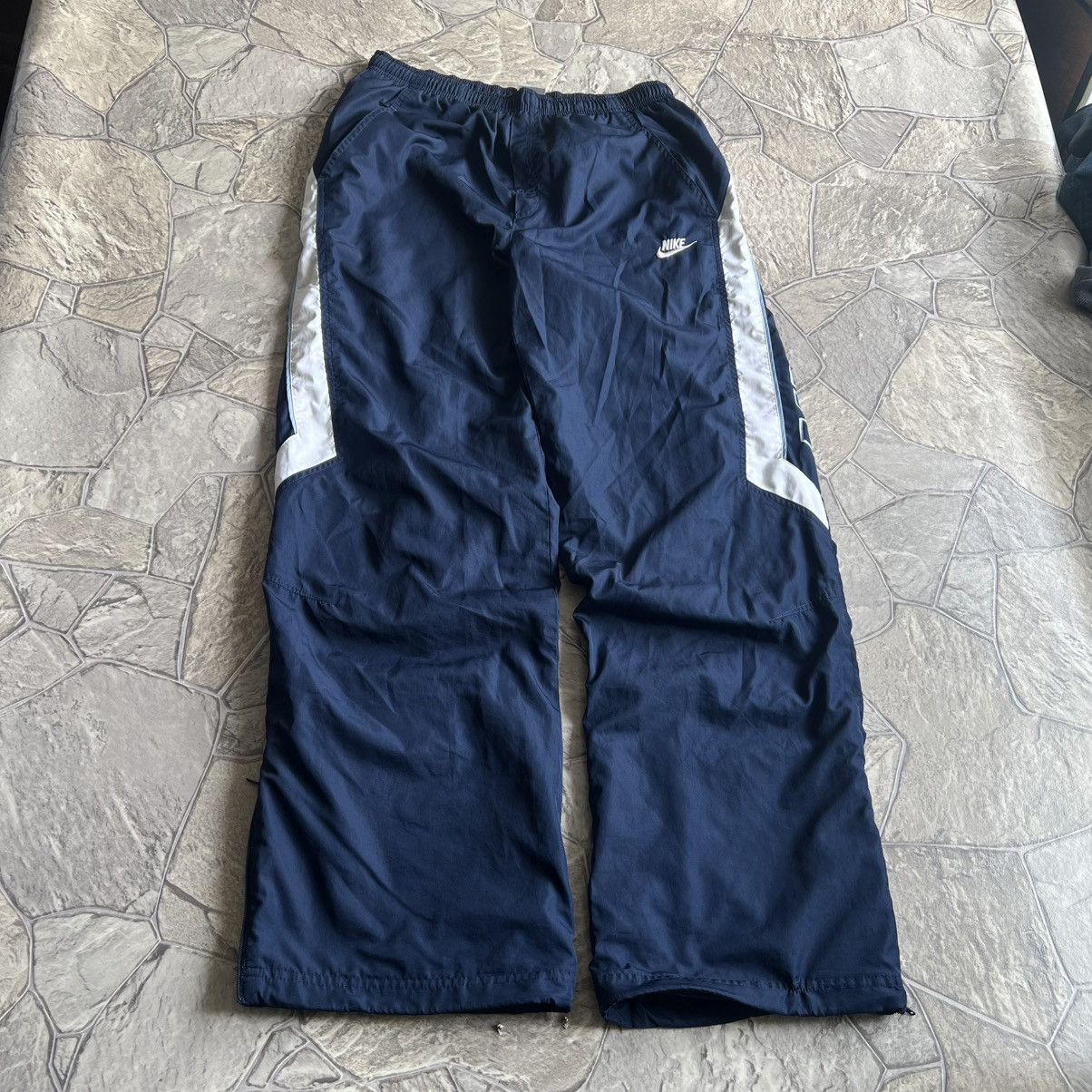 Nike Nike pants nylon vintage y2k drill Size US 30 / EU 46 - 1 Thumbnail
