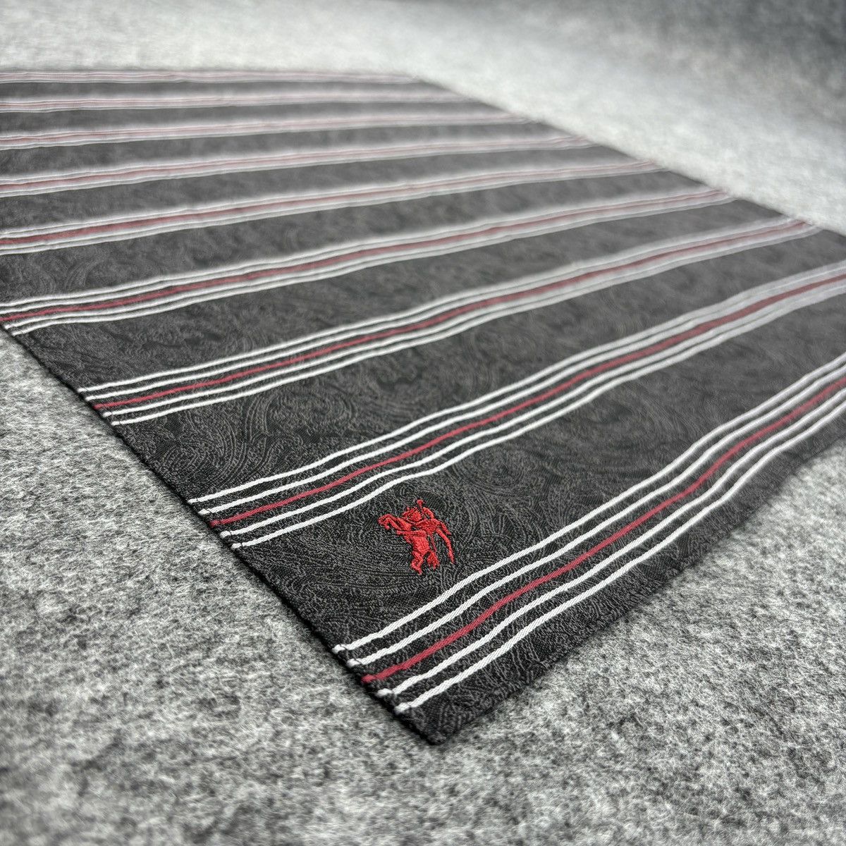 Burberry × Vintage Handkerchief # E018 # Bandana # Neckerchief Size ONE SIZE - 6 Thumbnail