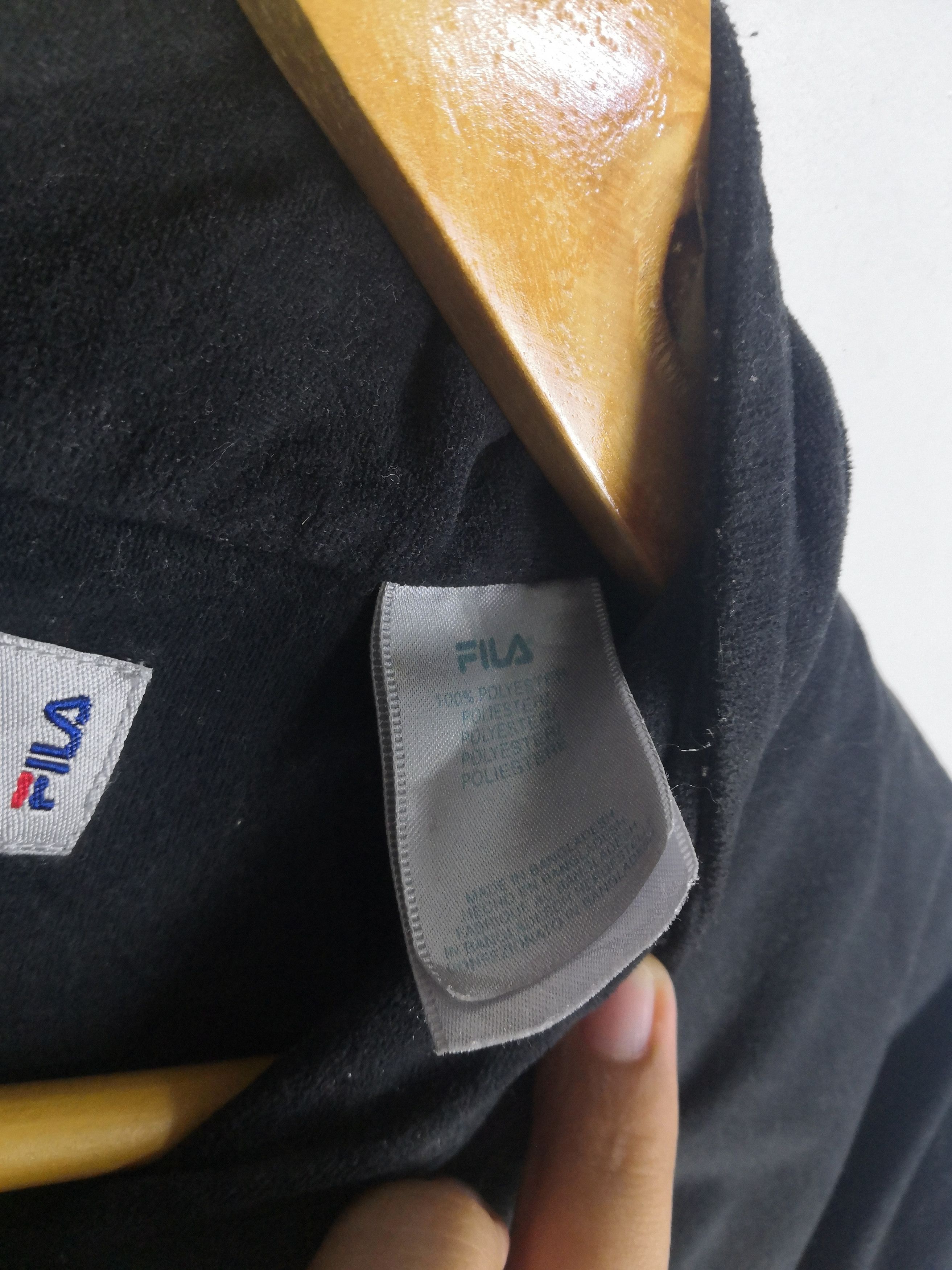 Fila Vintage Fila Velour Tracksuit Fila Sweater Big Logo Size US M / EU 48-50 / 2 - 6 Thumbnail