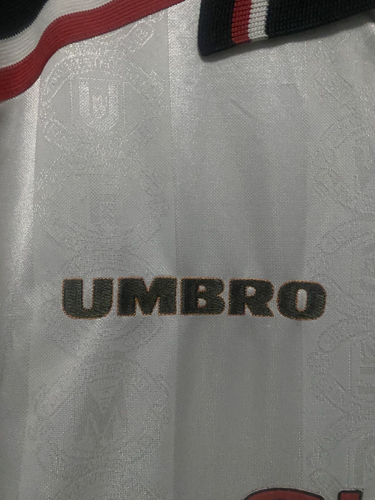Umbro rare vintage jersey manchester united away 97/98/99 Size US XXL / EU 58 / 5 - 2 Thumbnail