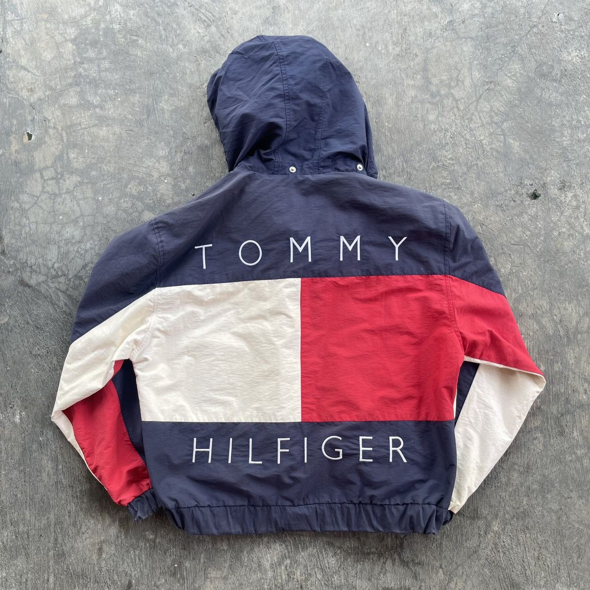 Tommy Hilfiger TOMMY HILFIGER BIG LOGO JACKET REVERSIBLE Size US L / EU 52-54 / 3 - 2 Thumbnail