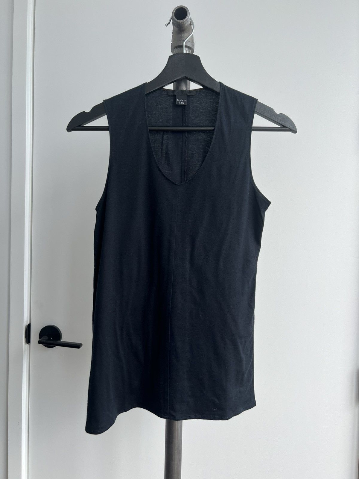 Helmut Lang 90s Black Asymmetric Tank Size XS / US 0-2 / IT 36-38 - 1 Thumbnail