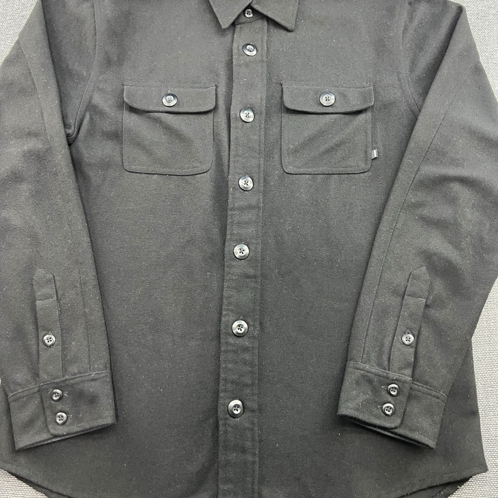 Vintage Nike SB Holgate Shirt Mens Large Black Fleece Polyester Wool Button Up Pockets Size US L / EU 52-54 / 3 - 3 Thumbnail