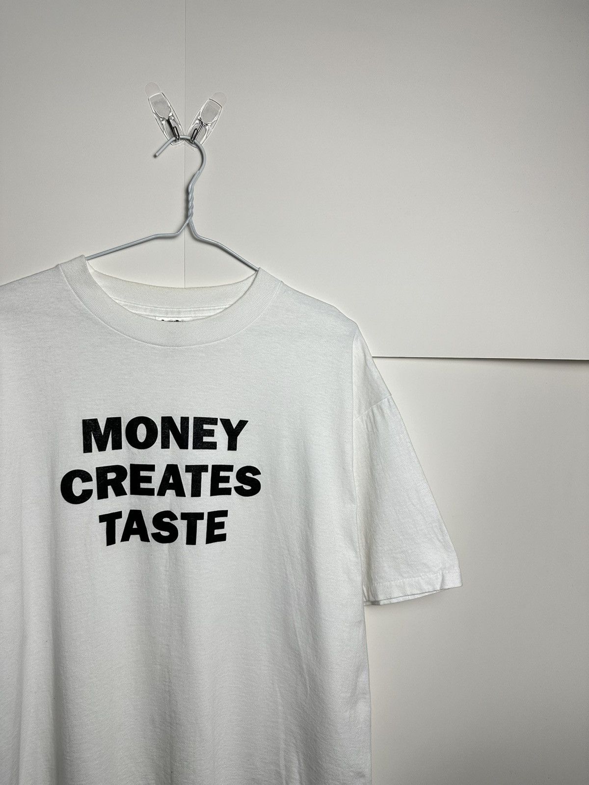 Vintage Vintage Jenny Holzer ‘Money Creates Taste’ Tee-Shirt XL Size US XL / EU 56 / 4 - 2 Thumbnail