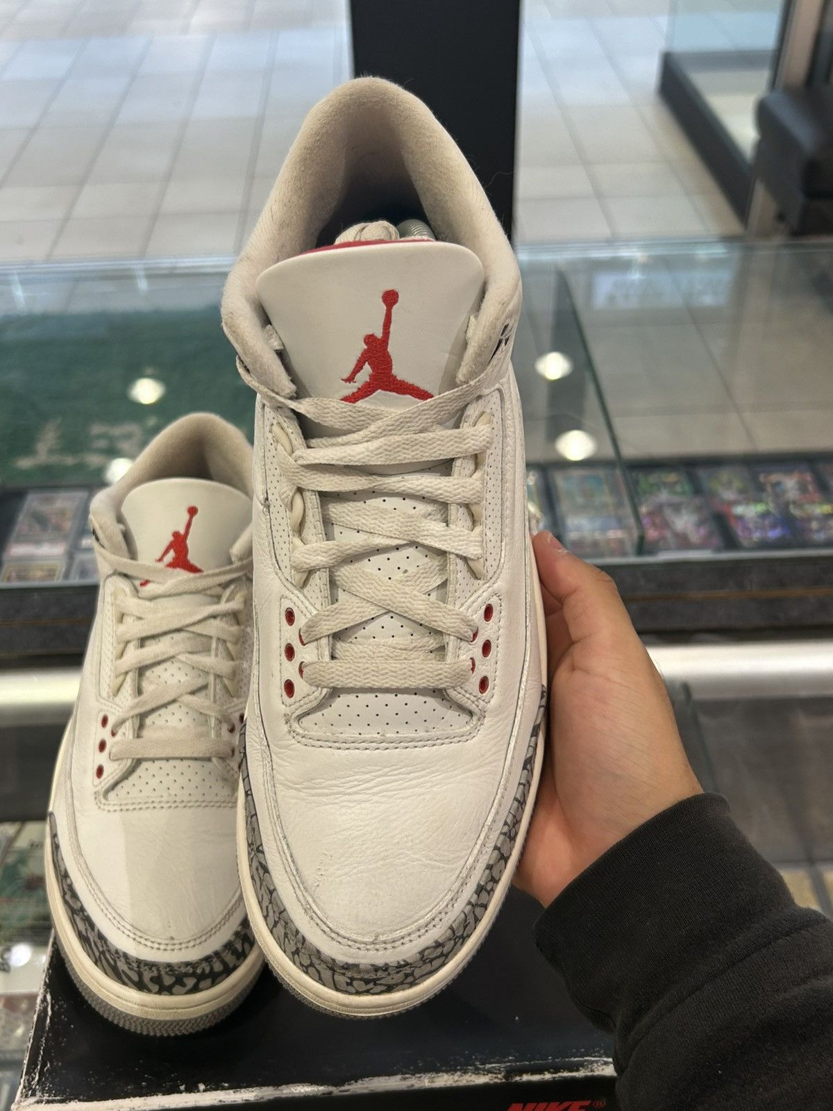 Jordan Brand Jordan 3 white cement reimagine Size US 10 / EU 43 - 5 Thumbnail
