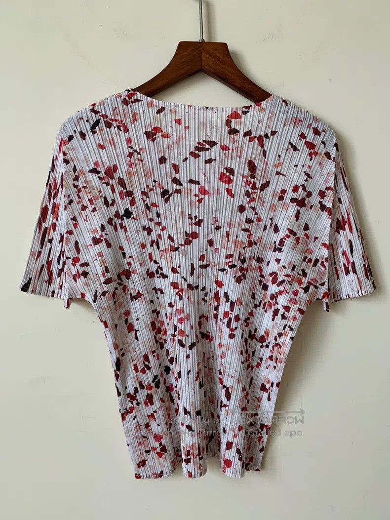Issey Miyake Issey Miyake Green Short Sleeve Top Size L / US 10 / IT 46 - 2 Thumbnail