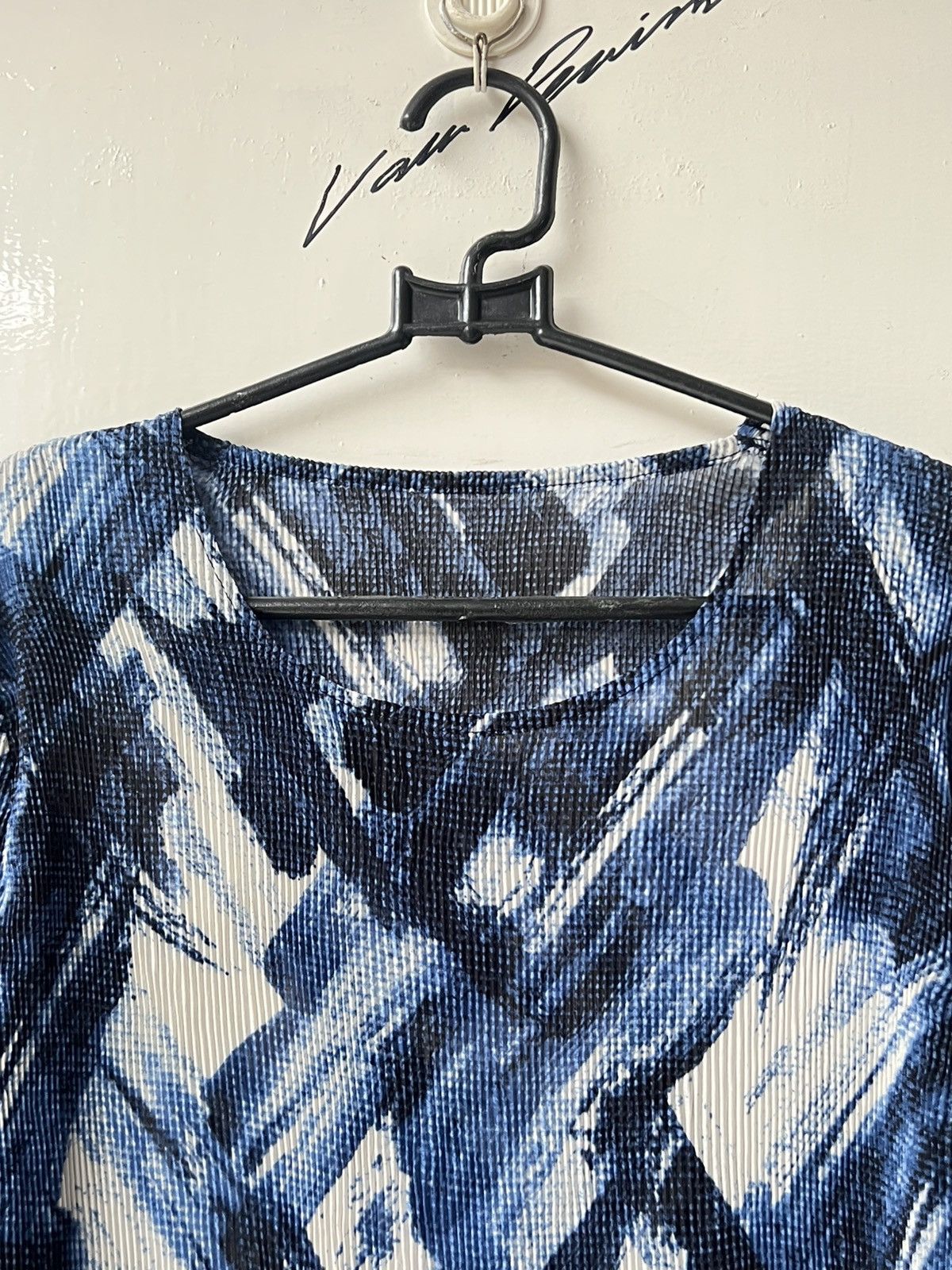 Issey Miyake Issey Miyake Abstract Wrinkle Pleats T-shirt Size US XS / EU 42 / 0 - 9 Thumbnail