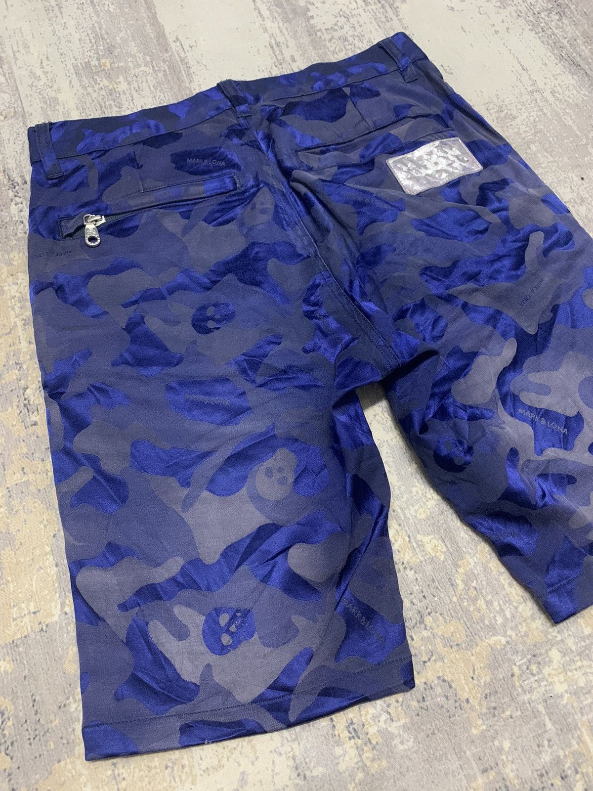 If Six Was Nine Japanese Brand Mark & Lona Skill Blue Skull Camo Shorts Size US 29 - 7 Thumbnail
