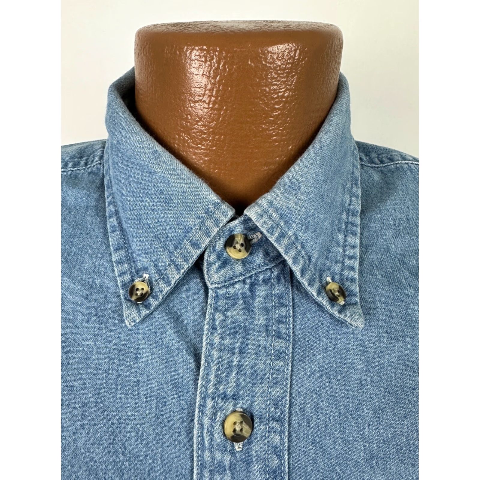 Port & Company VINTAGE Port & Company Purdue University Denim Shirt Men L Blue Denim Shirt Casual Business Workwear 90s Farming University Y2K Mens Size US L / EU 52-54 / 3 - 4 Thumbnail