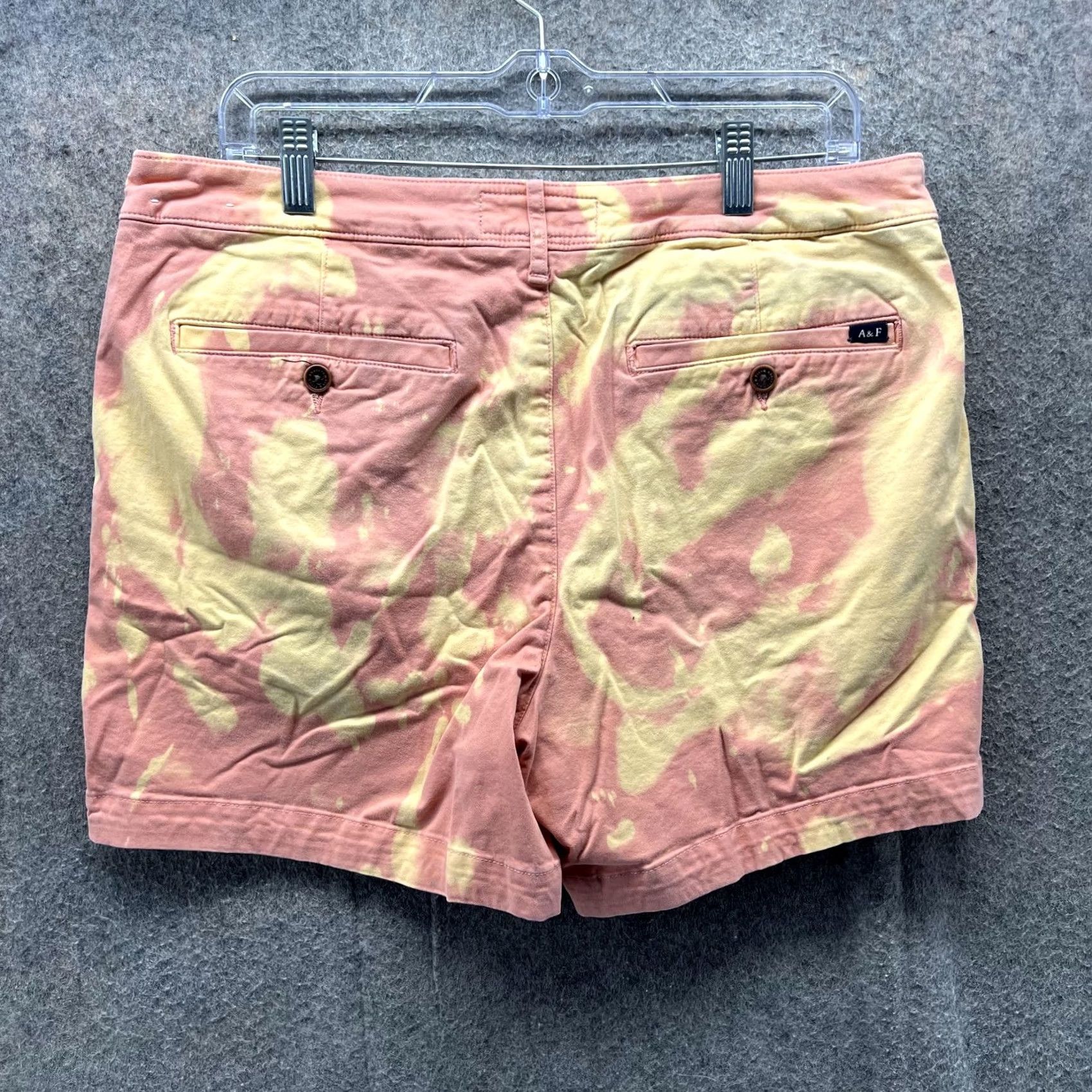 Abercrombie & Fitch Abercrombie & Fitch Shorts Mens 33 Pink Yellow Bleach Dye Chino Casual Summer Cotton Spandex Front Zip Fly Belt Loops Pockets Womens? Size US 33 - 2 Thumbnail