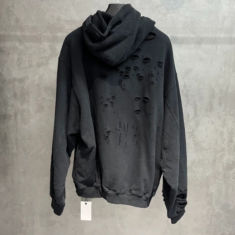 Balenciaga Balenciaga latest black printed hoodie with cracked design Size US S / EU 44-46 / 1 - 5 Thumbnail