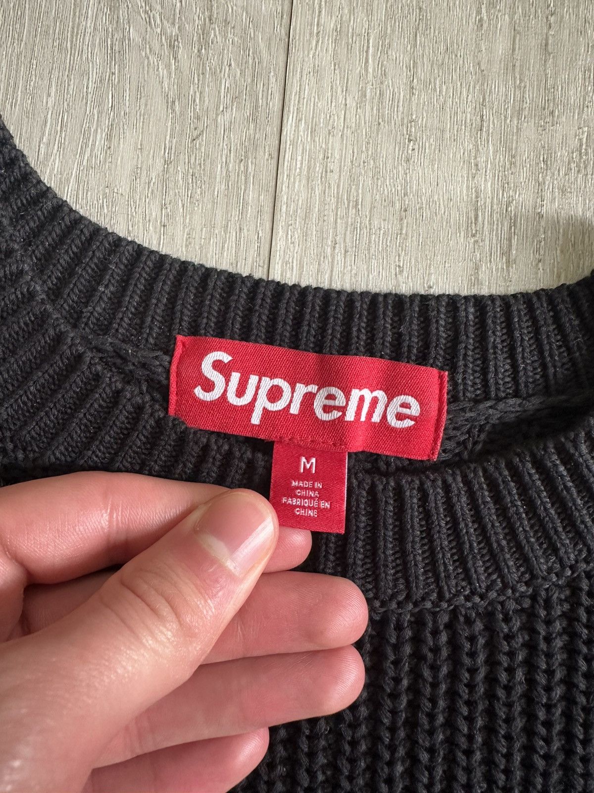 Supreme Supreme Printed Old English Sweater Black SS25 Size US M / EU 48-50 / 2 - 3 Thumbnail