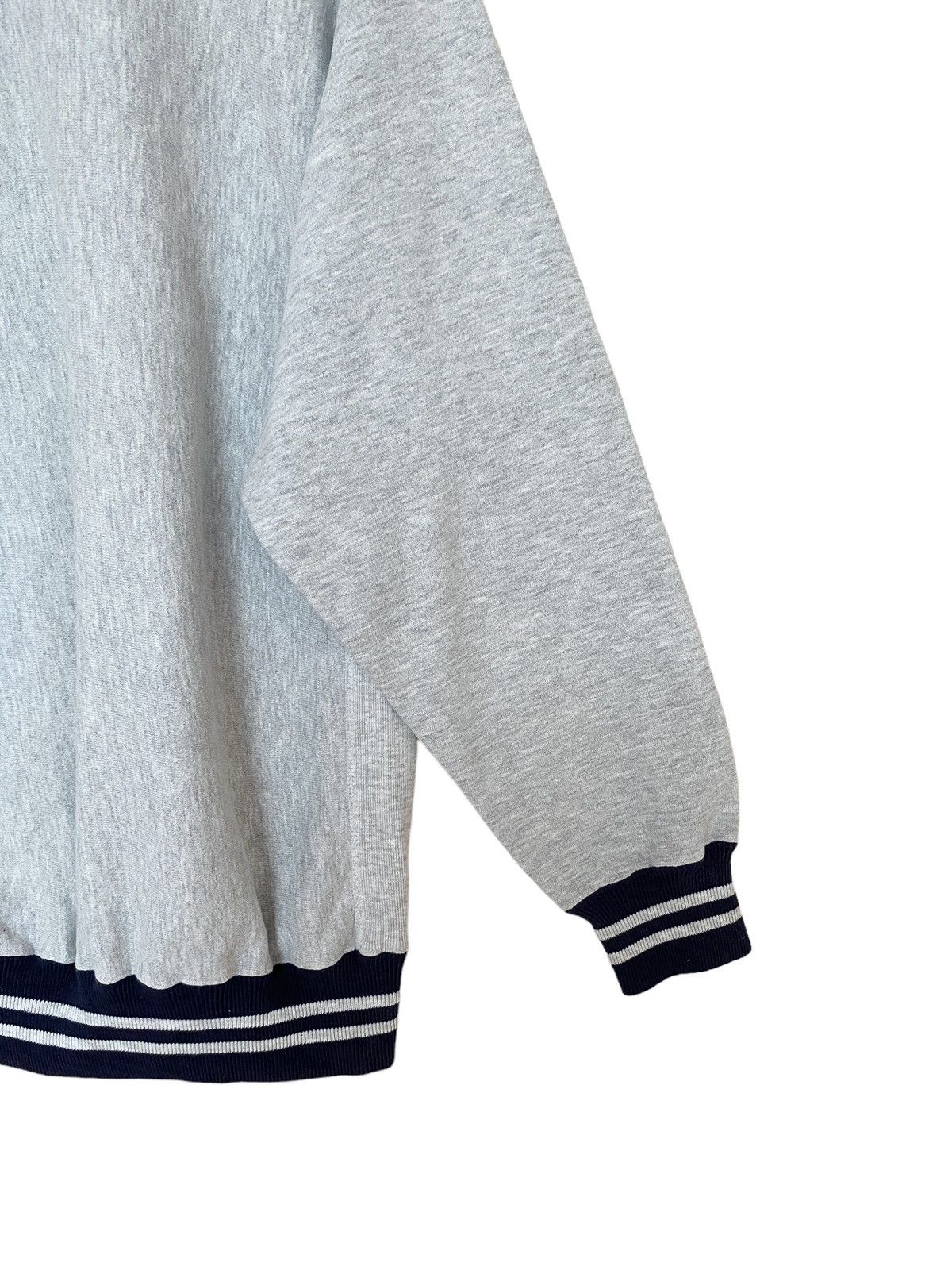 Champion × Vintage Vintage Japanese Brand Champion Reversible Wave 1990s Size US L / EU 52-54 / 3 - 4 Thumbnail