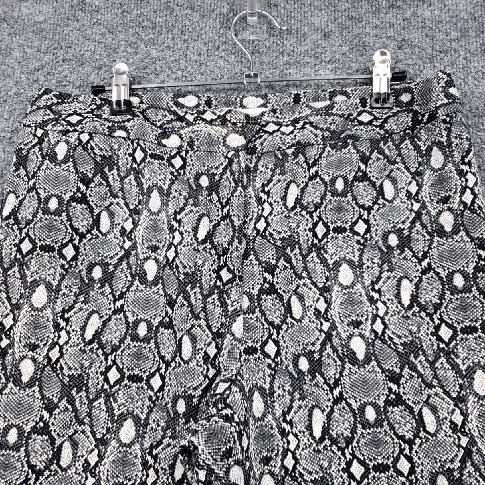 Liz Claiborne Liz Claiborne Womens Pants 8 Gray Black Crop Straight Snakeskin Casual Mid-Rise Size 30" / US 8 / IT 44 - 5 Thumbnail