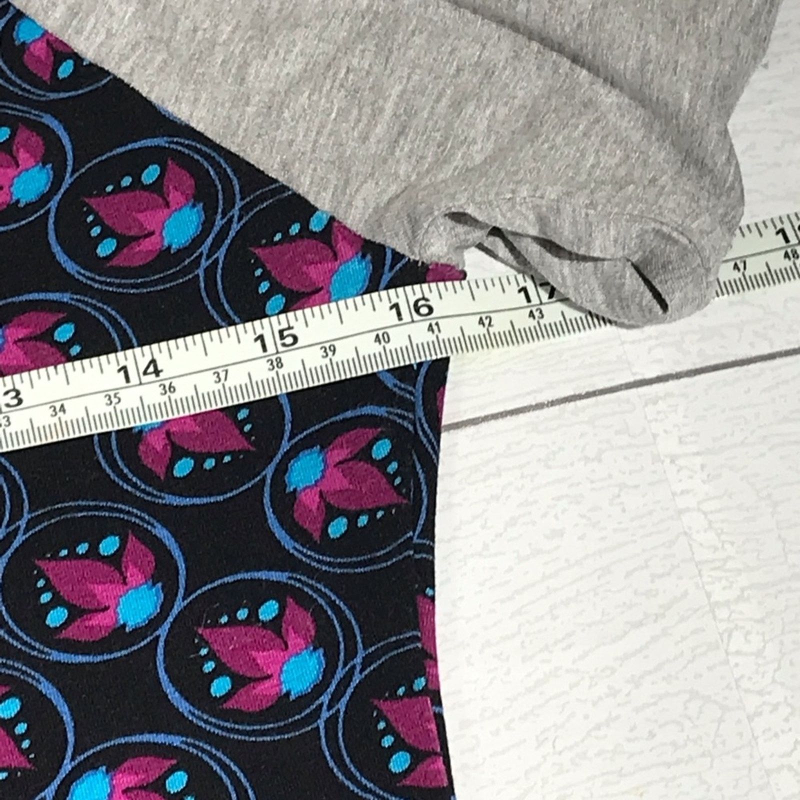 Other LuLaRoe Julia XS Blue Bodycon Dress Gray Raglan Geometric Size XS / US 0-2 / IT 36-38 - 7 Thumbnail