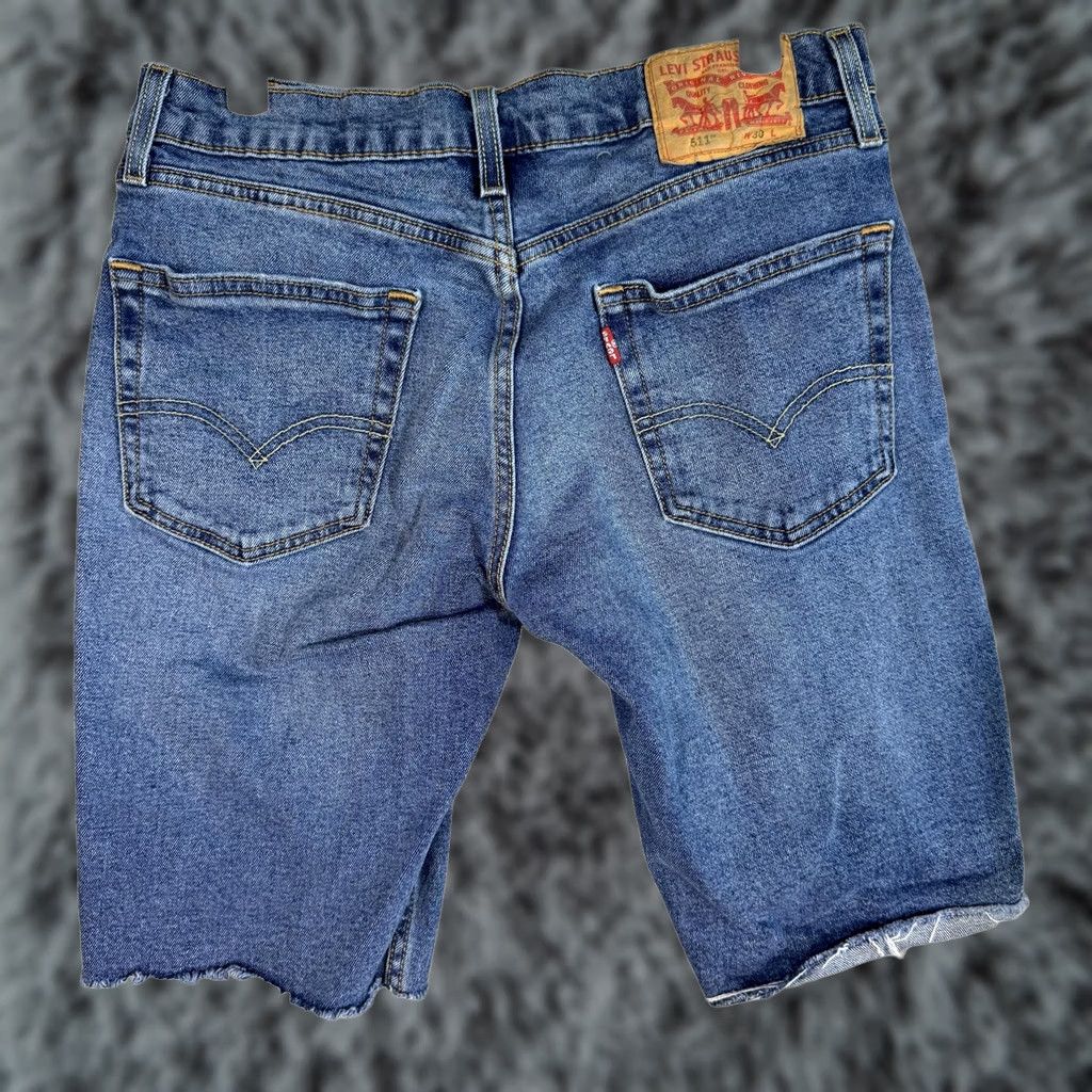 Levi's VINTAGE Levis 511 Shorts Mens 30 Blue Denim Slim Fit Cutoff Raw Hem Stretch Zip Fly Size US 30 / EU 46 - 1 Thumbnail