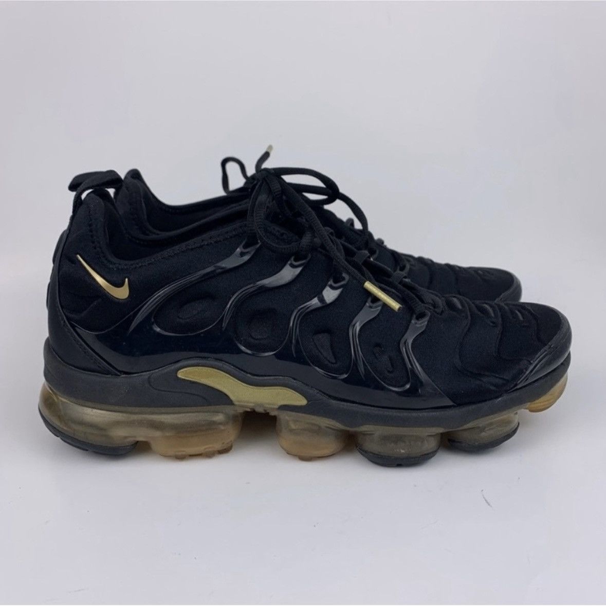 Nike Nike Vapormax Plus Metallic Gold Black Athletic Sneakers 9.5 Size US 9.5 / EU 42-43 - 2 Thumbnail