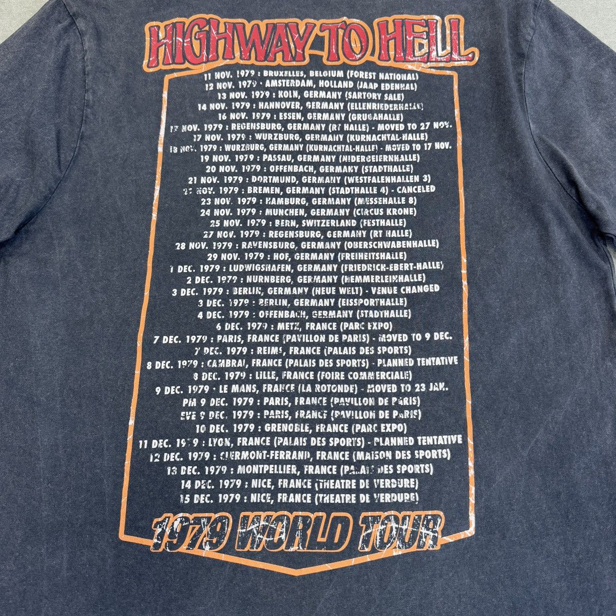 AC/DC × Band Tees AC/DC Highway To Hell 1979 World Tour Retro T-Shirt Size M Size US M / EU 48-50 / 2 - 15 Thumbnail