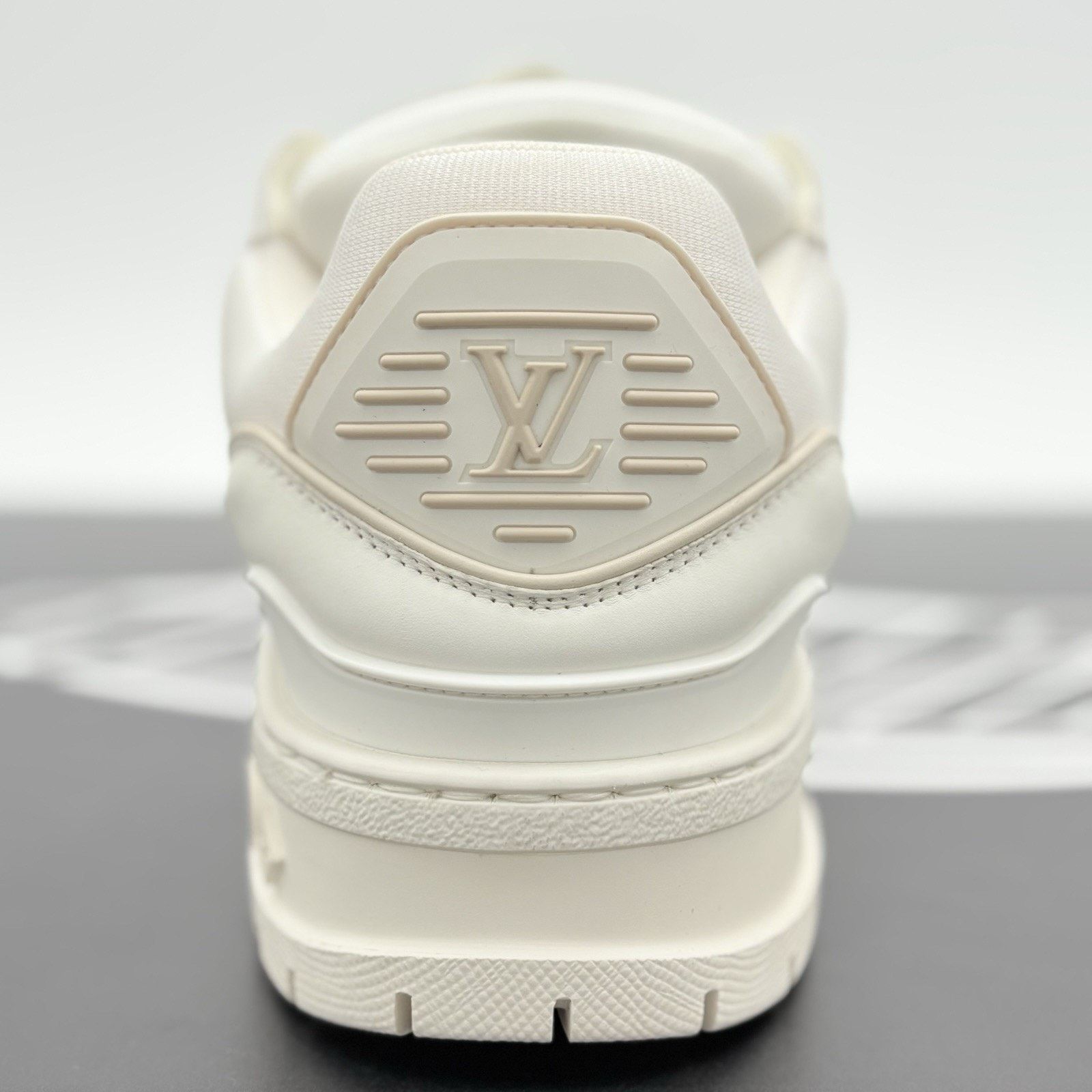 Louis Vuitton Louis Vuitton Maxi Trainer ' White ' | WORN ONCE! Size US 11.5 / EU 44-45 - 9 Thumbnail