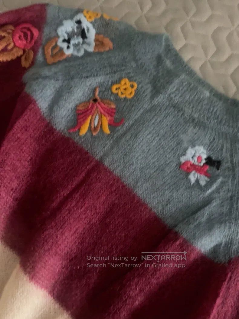 Valentino Valentino Mohair knitted sweater Size S / US 4 / IT 40 - 2 Thumbnail
