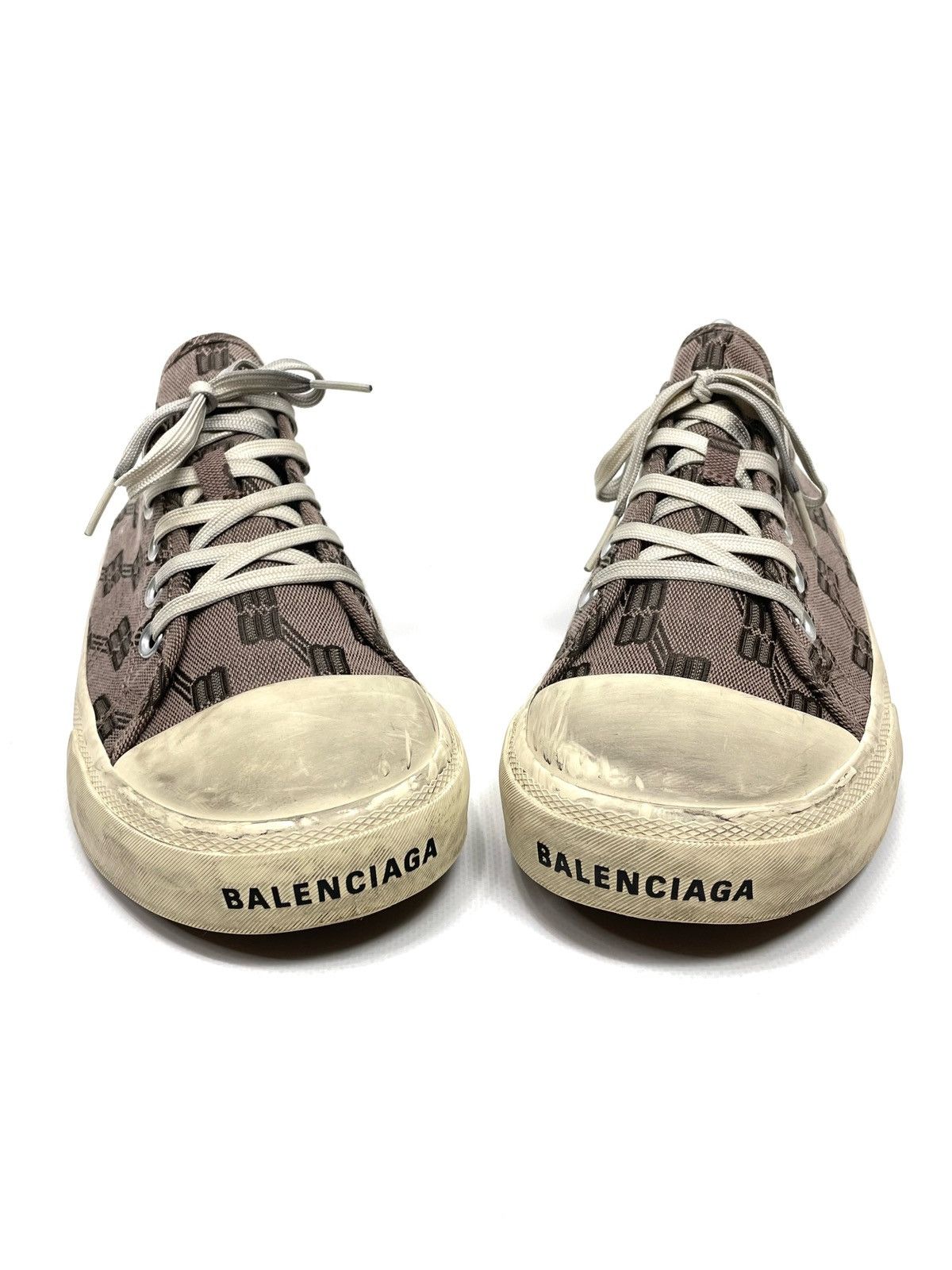 Balenciaga Balenciaga All Over BB Logo Low Top Sneakers - EU 41 (UK 8) Size US 11 / IT 41 - 2 Thumbnail