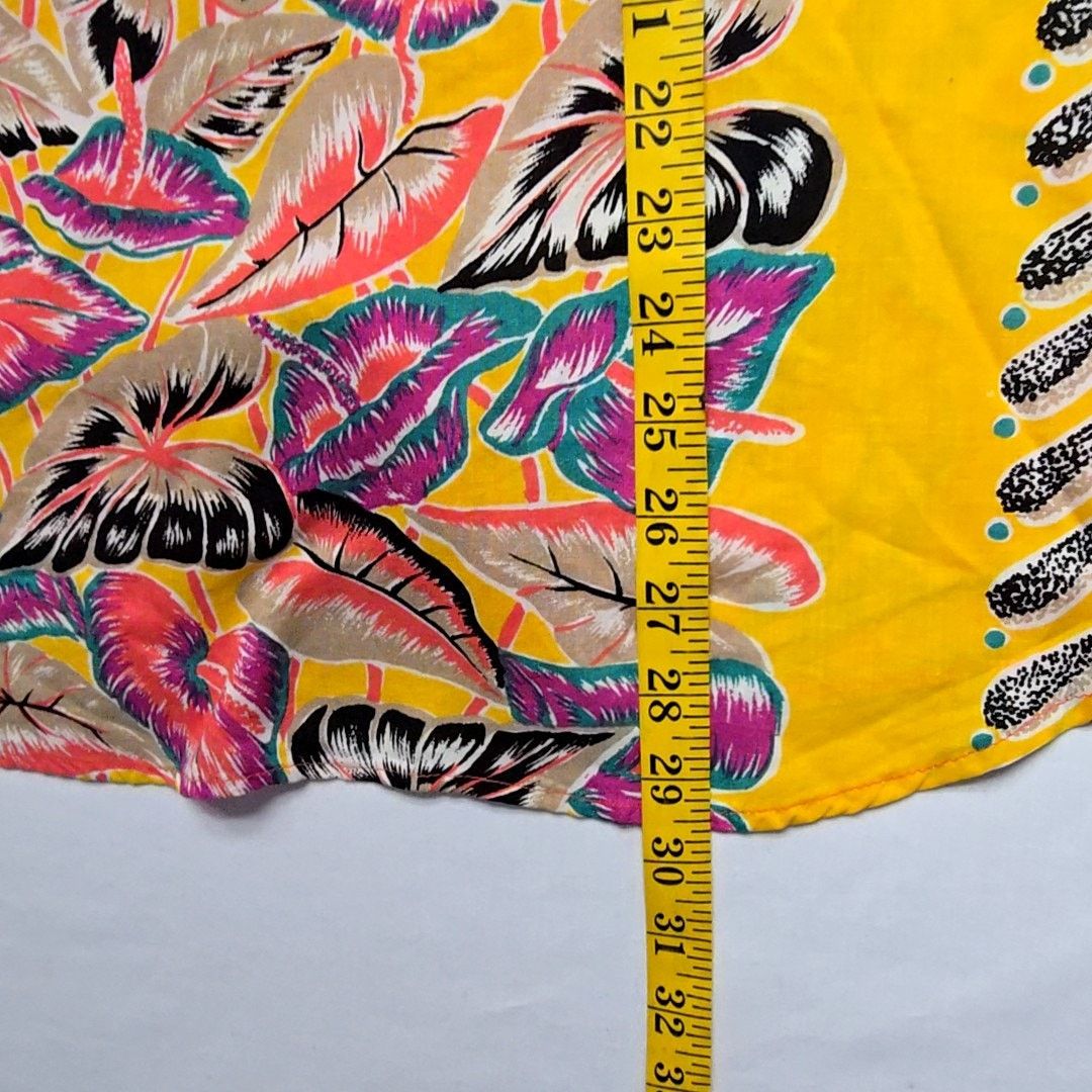 Generra Vintage Hawaiian Shirt Floral Red Rayon L Button Up Size US L / EU 52-54 / 3 - 13 Thumbnail