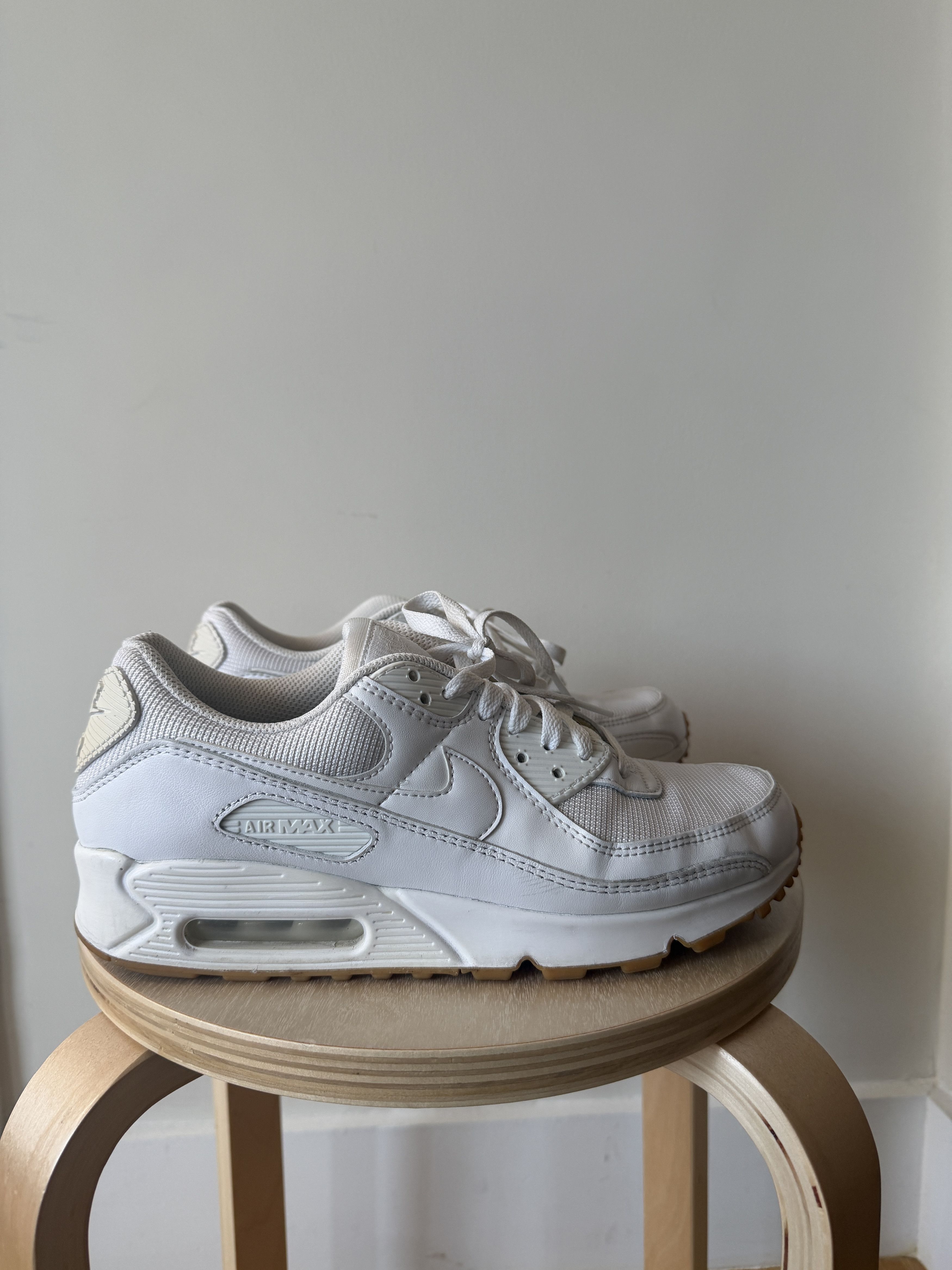 Nike Men's Nike Air Max 90 Gum Casual Shoes Size US 8.5 / EU 41-42 - 1 Thumbnail