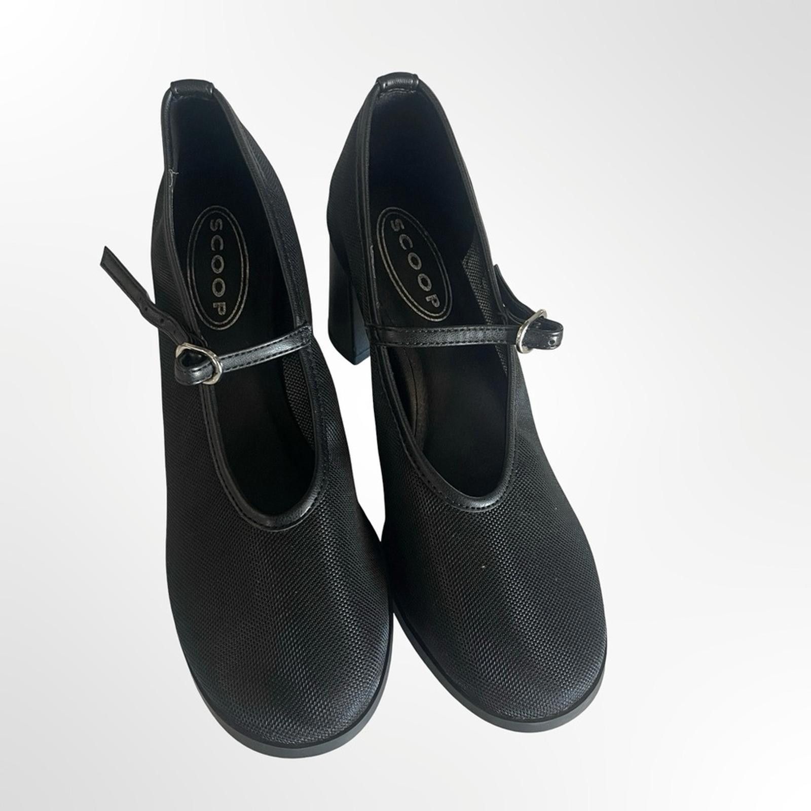 SCOOP Scoop Black Mary Jane Block Heel Pumps with Adjustable Strap Size US 7 / IT 37 - 2 Thumbnail