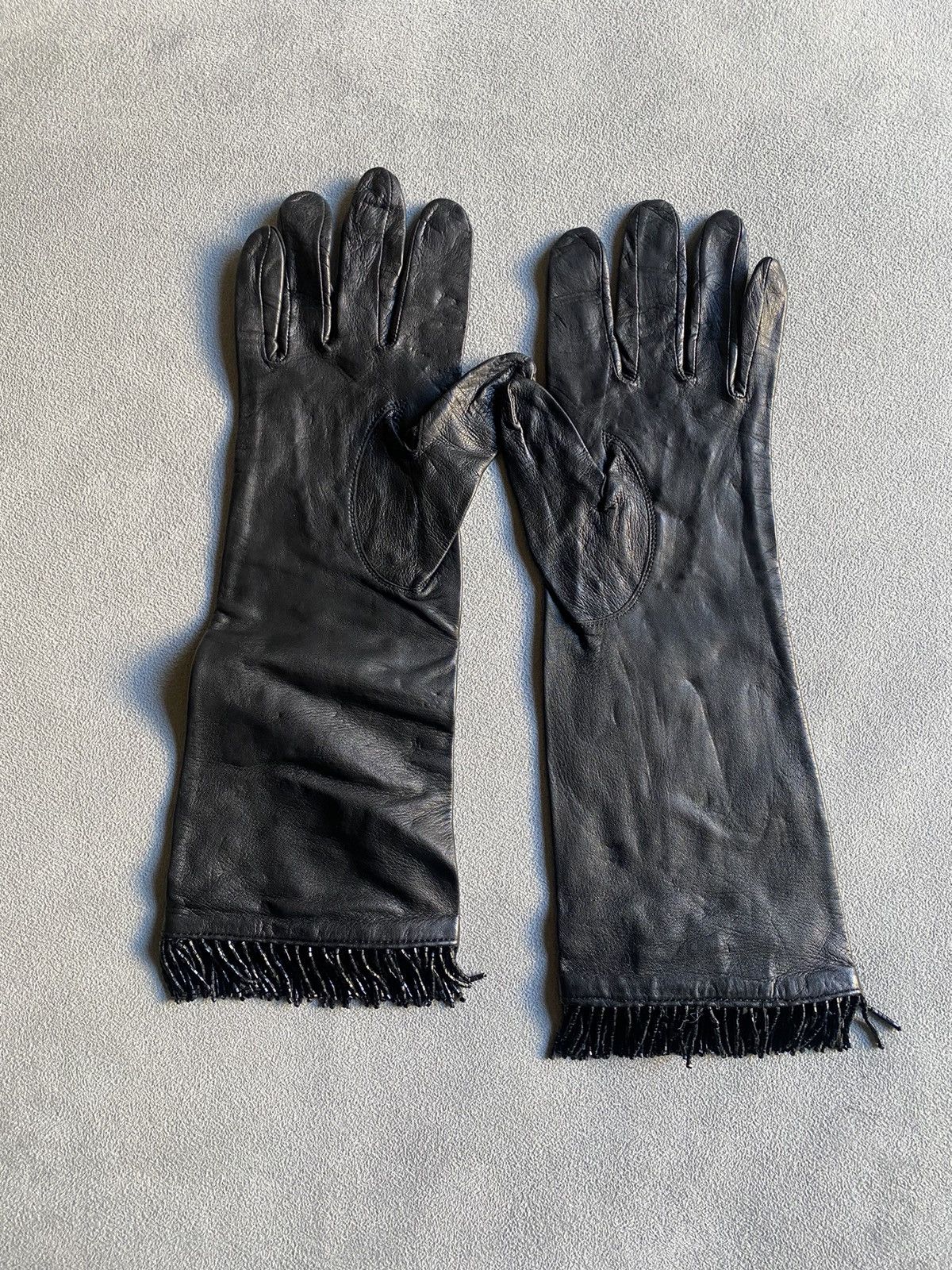 Matsuda Matsuda black calf skin beaded gloves Size ONE SIZE - 2 Thumbnail