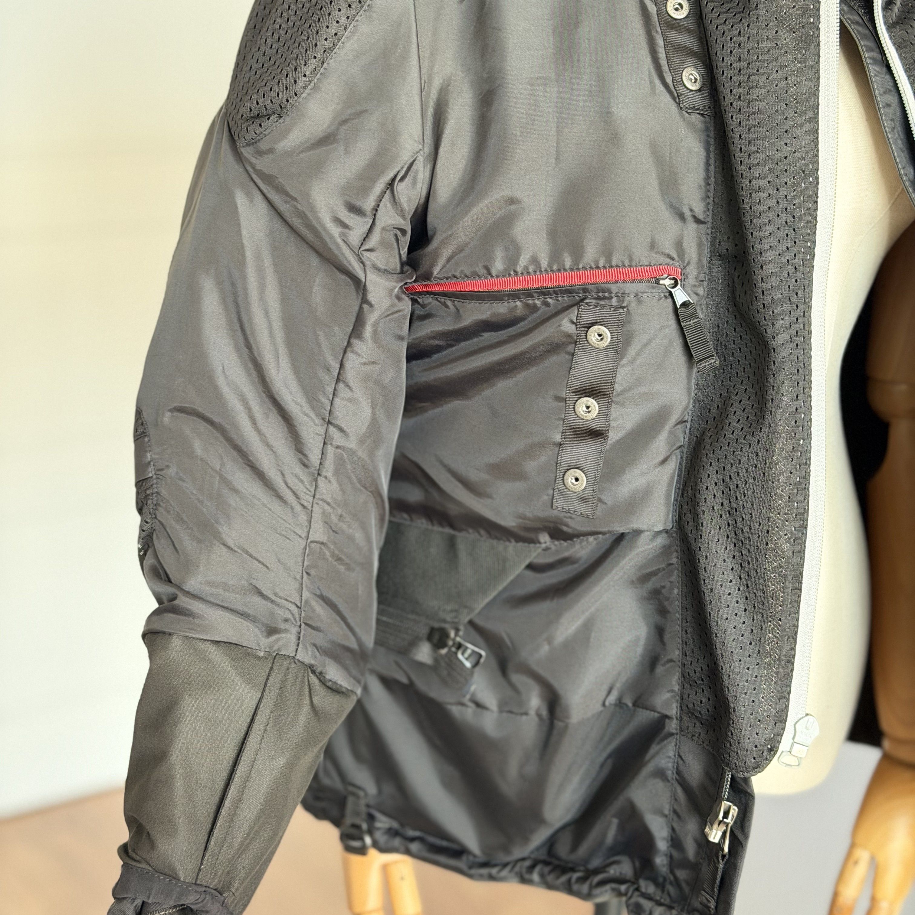 BMW BMW MOTORRAD PACEGUARD TOUR Motorcycle Jacket Protection Size L / US 10 / IT 46 - 14 Thumbnail