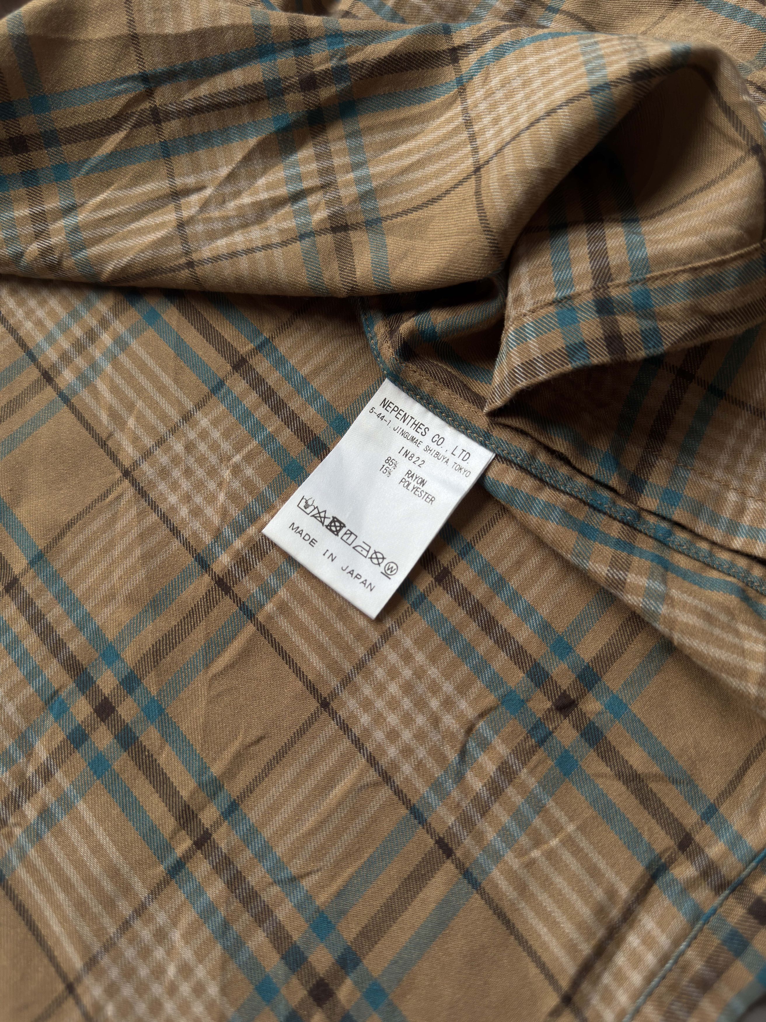 South2 West8 South2 West8 Burberry Style Shirt Size US M / EU 48-50 / 2 - 4 Thumbnail