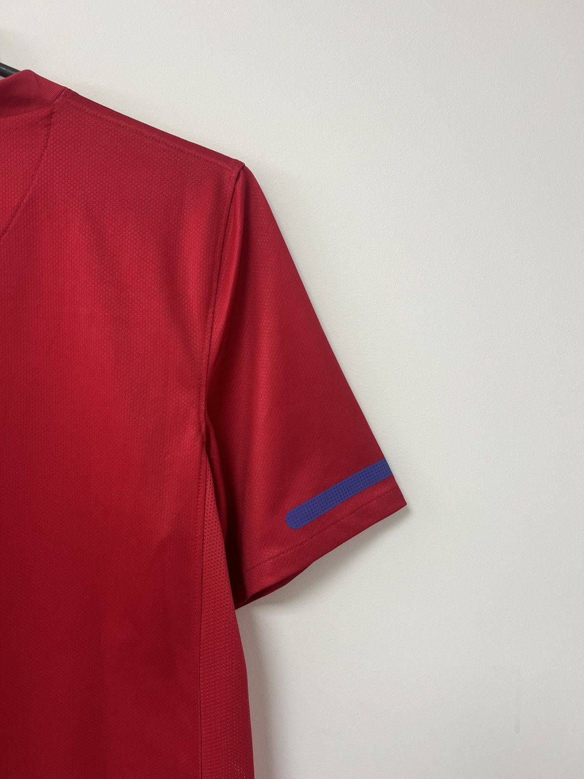 Vintage Vintage Serbia 2010-11 Home Jersey Nike Football Shirt sz S Size US S / EU 44-46 / 1 - 16 Thumbnail