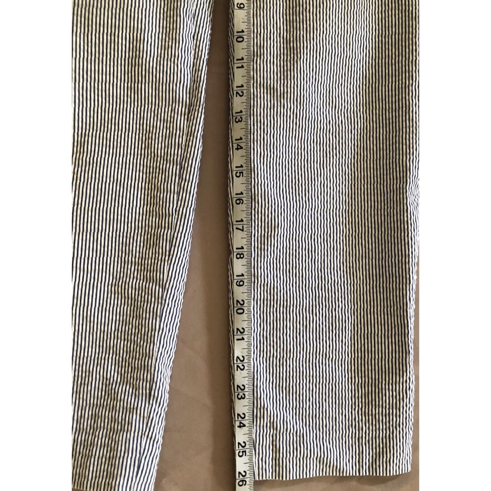 Ann Taylor VINTAGE Ann Taylor Seersucker Pants 10 Blue Wht Stripe Tapered Leg 34"W Pockets Coastal Size 32" / US 10 / IT 46 - 6 Thumbnail