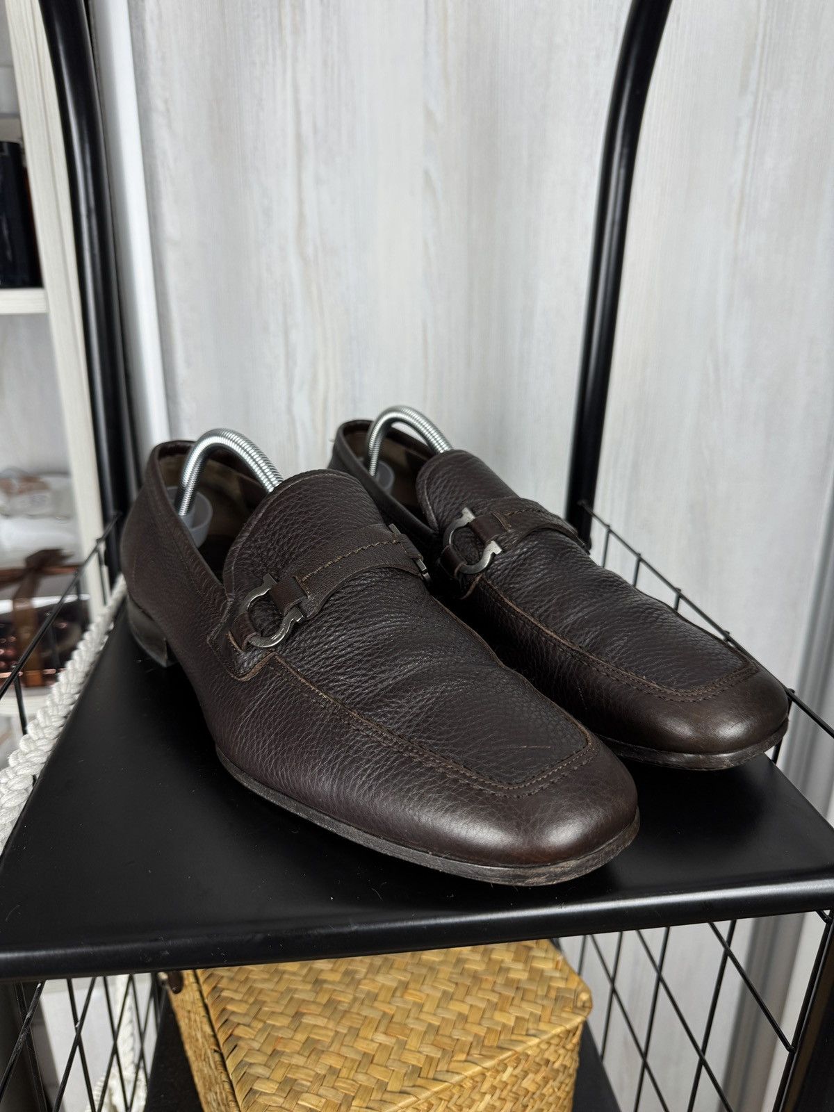 Salvatore Ferragamo SALVATORE FERRAGAMO MENS SIGNATURE LEATHER TAN LOAFERS Size US 11 / EU 44 - 5 Thumbnail