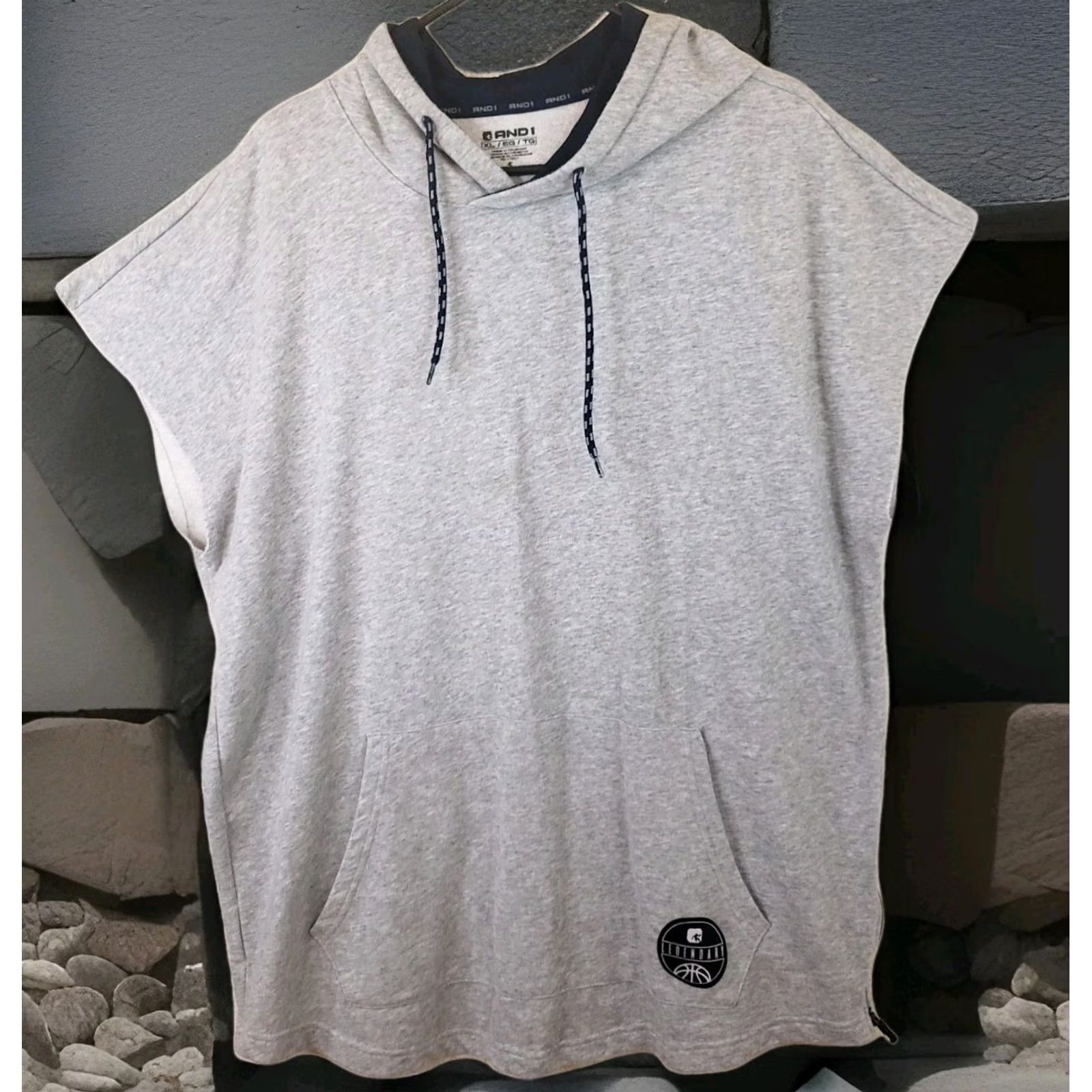 Vintage AND1 Legendary Sleeveless Hoodie Mens XL Gray Pullover with Side Zipper Size US XL / EU 56 / 4 - 2 Thumbnail