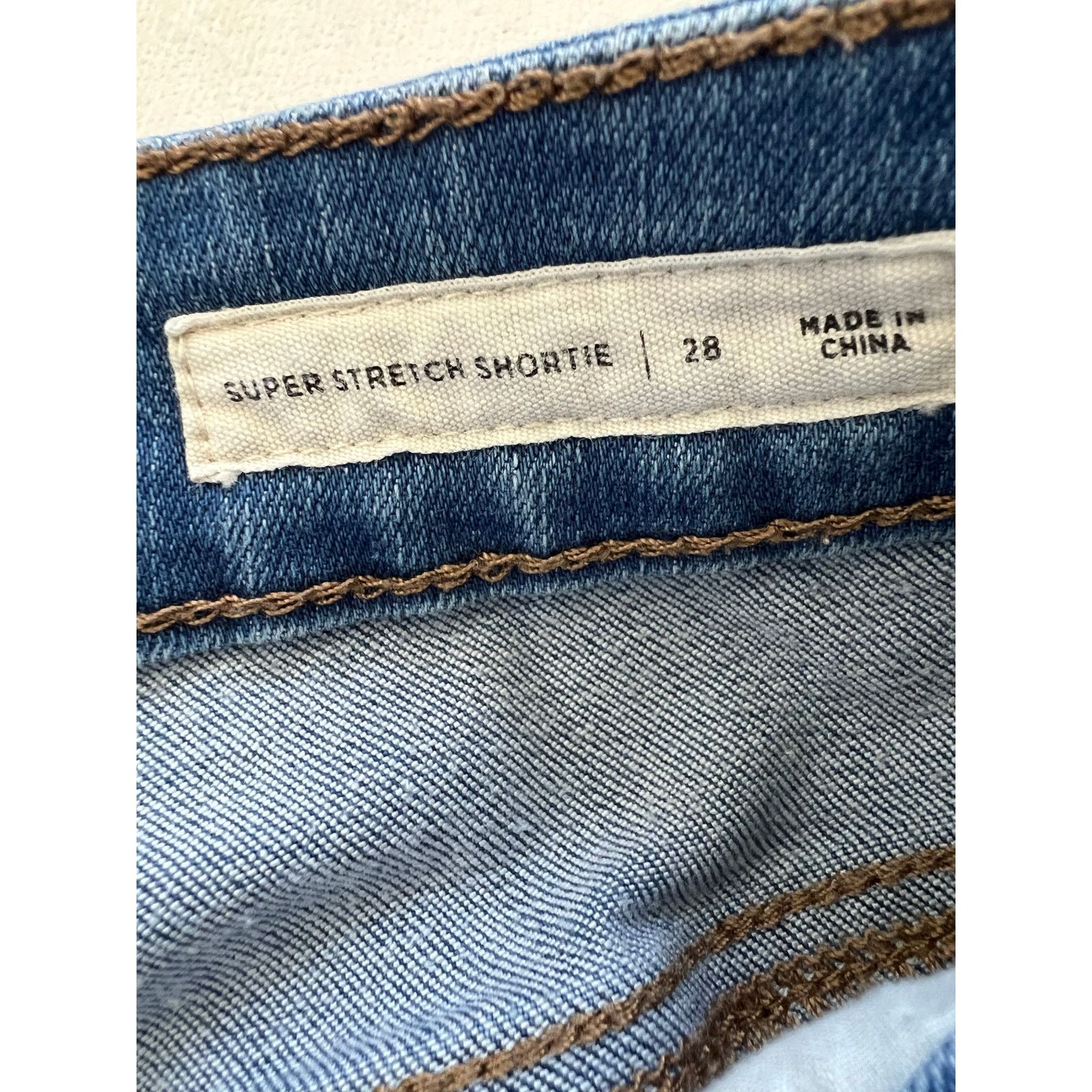 Pacsun Pacsun Super Stretch Shortie Mid-Rise Denim Shorts Size 28 Size 28" / US 6 / IT 42 - 6 Thumbnail