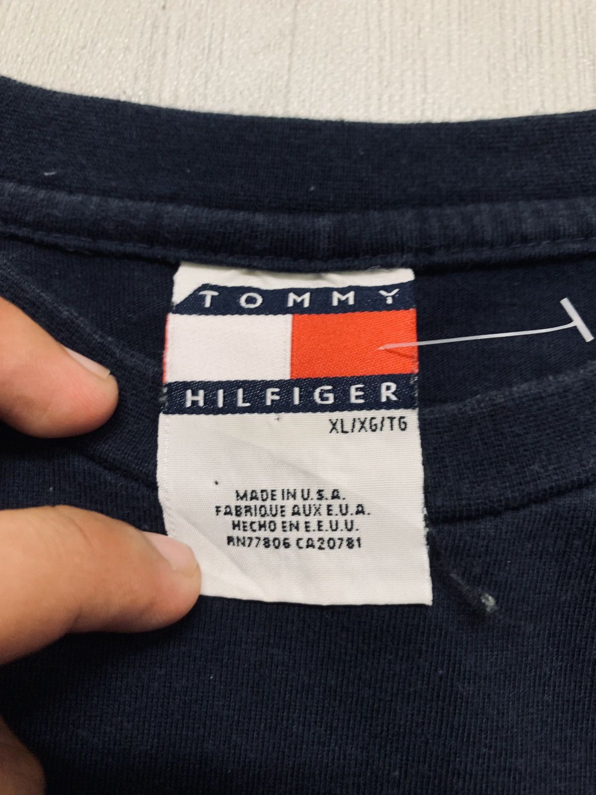 Other TOMMY HILFIGER Size US XL / EU 56 / 4 - 2 Thumbnail