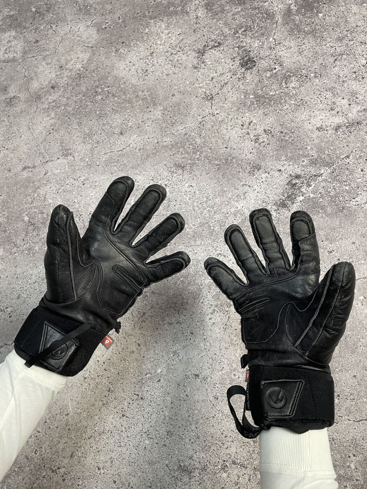 Designer Vintage The North Face Moto Gloves FutureLight Size M Size 32 - 8 Thumbnail
