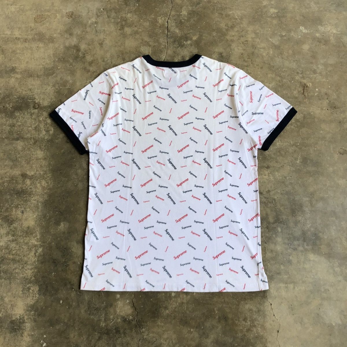 Supreme FW 18 Supreme Scatter Ringer Tee White Size US L / EU 52-54 / 3 - 6 Thumbnail