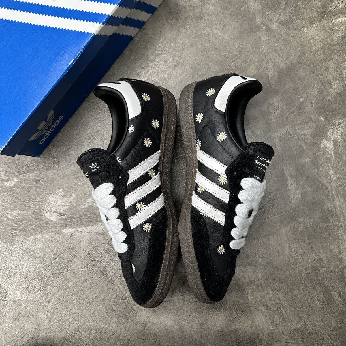 Adidas Adidas Samba Og Black x FACE x Atmos HO3848 Size US 9 / EU 42 - 5 Thumbnail