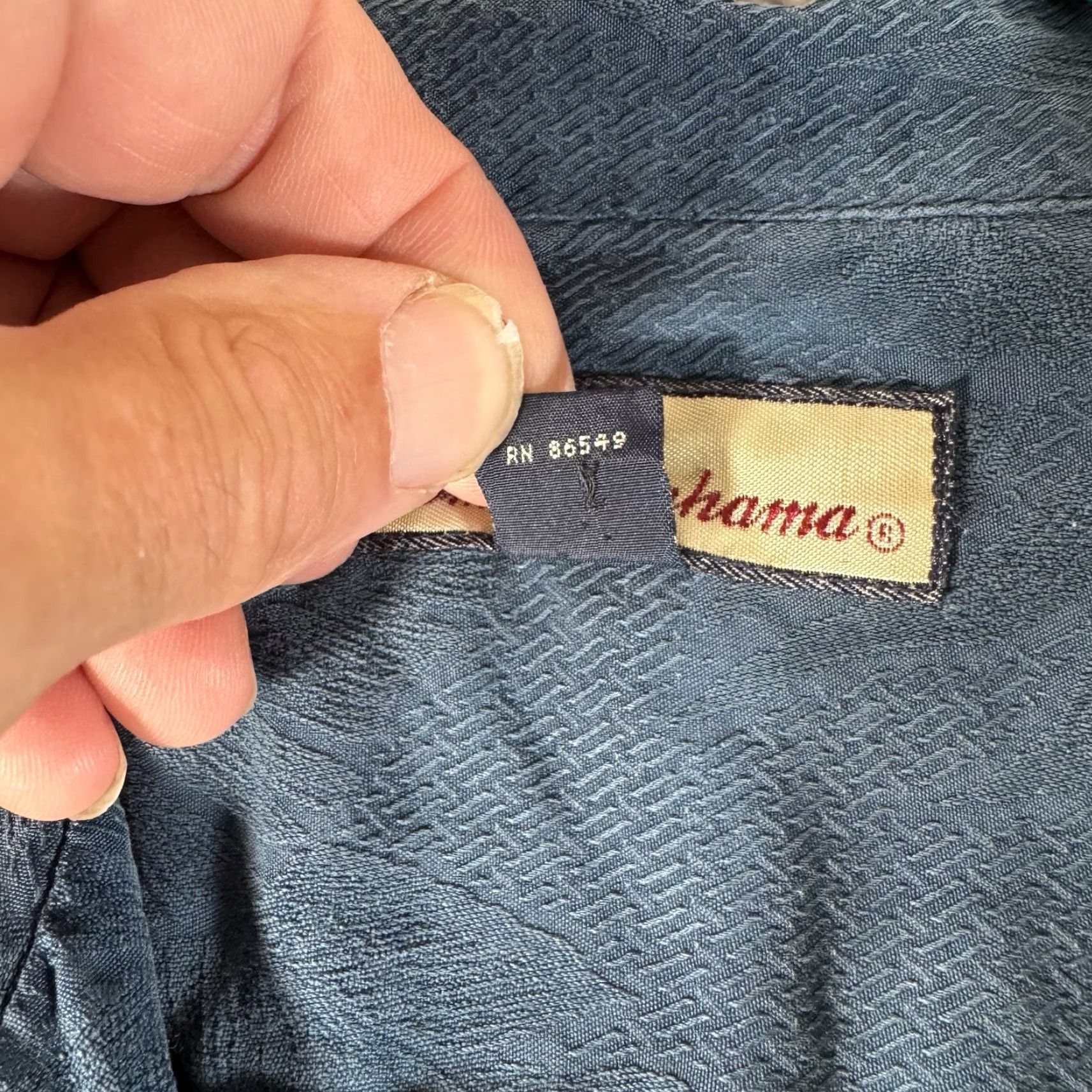 Tommy Bahama VINTAGE Tommy Bahama Camp Shirt XL Silk Coastal Resort Casual Vacation Relax Button-Up Short Sleeve Blue Silk Size US XL / EU 56 / 4 - 6 Thumbnail
