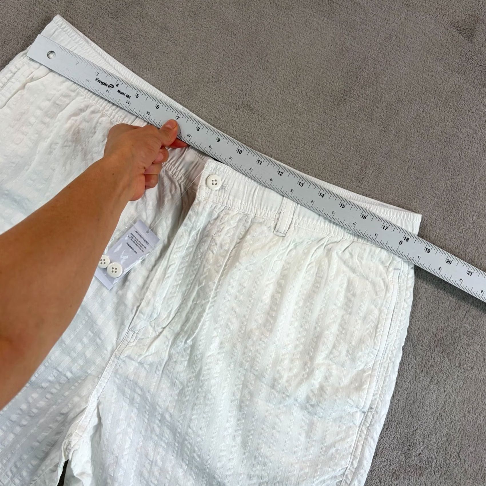 Todd Snyder Todd Snyder 5" Seersucker Beachcomber Shorts White Men XL Designer NWT Cotton Drawstring Pockets Slim Fit Casual Summer 5" Inseam Mens Size US 36 / EU 52 - 6 Thumbnail