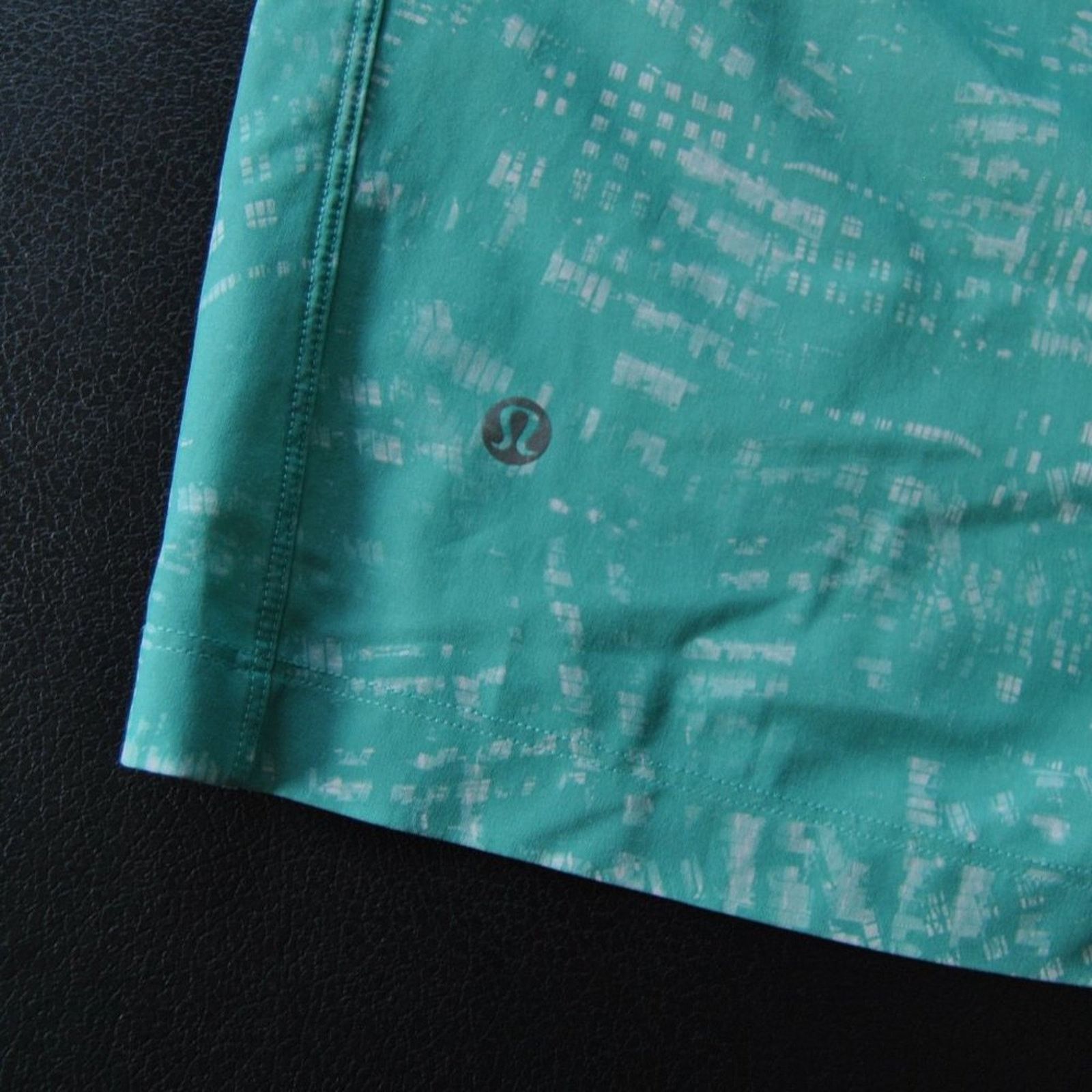 Lululemon Lululemon Teal Blue Athletic Hybrid Shorts Size US 30 / EU 46 - 6 Thumbnail
