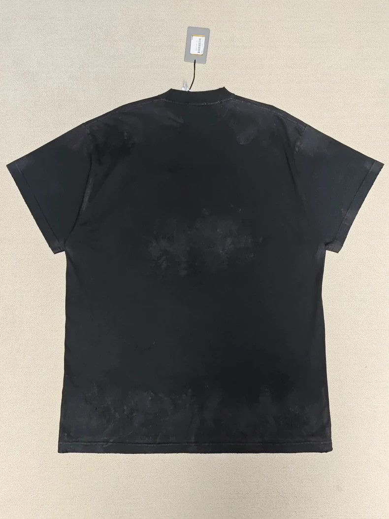 Balenciaga Balenciaga 23 SS Mud Dye Manchester United Sabotage Worn Ve Size US M / EU 48-50 / 2 - 2 Thumbnail