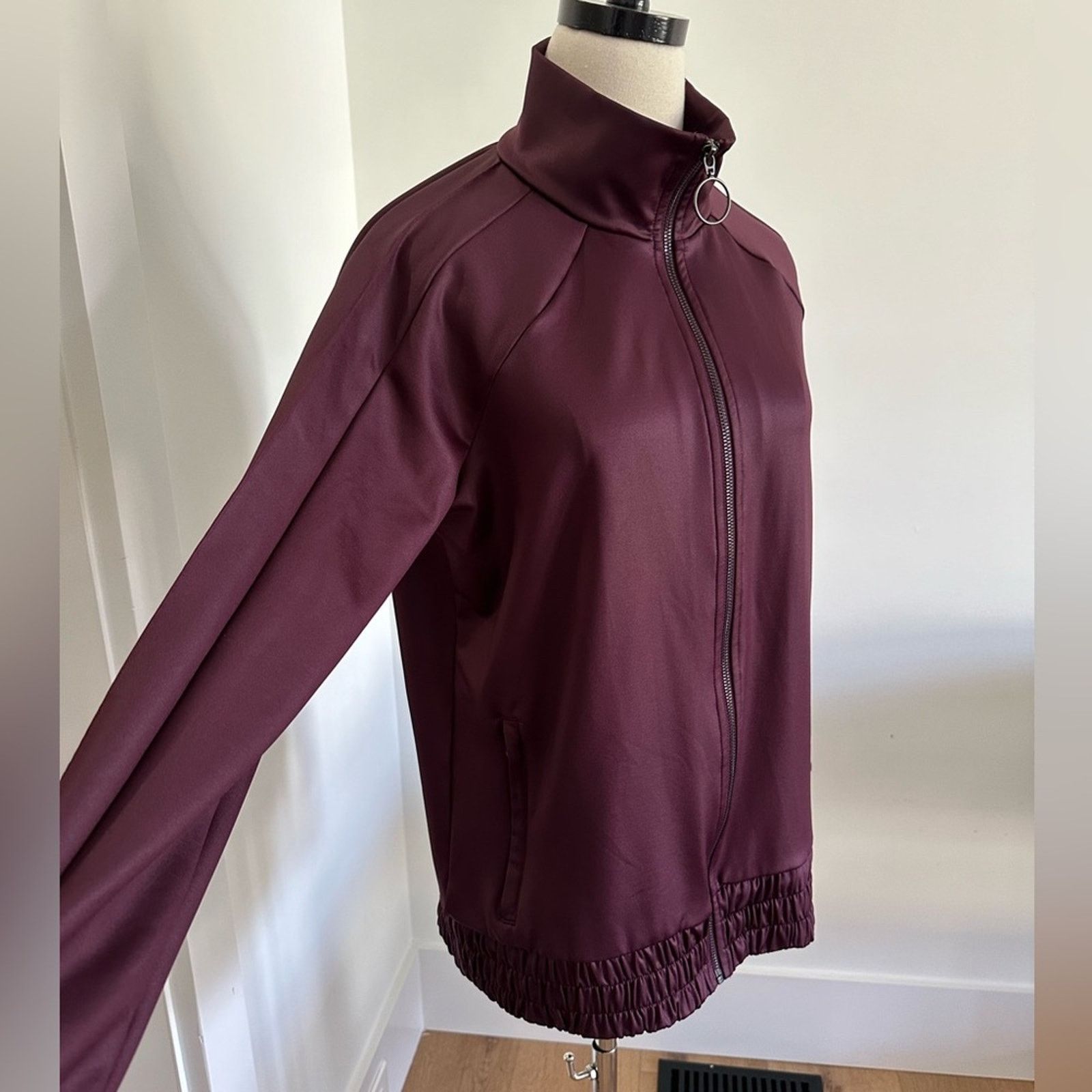 Sweaty Betty Like new! sweaty Betty Burgundy track jacket full zip - M Size M / US 6-8 / IT 42-44 - 1 Thumbnail