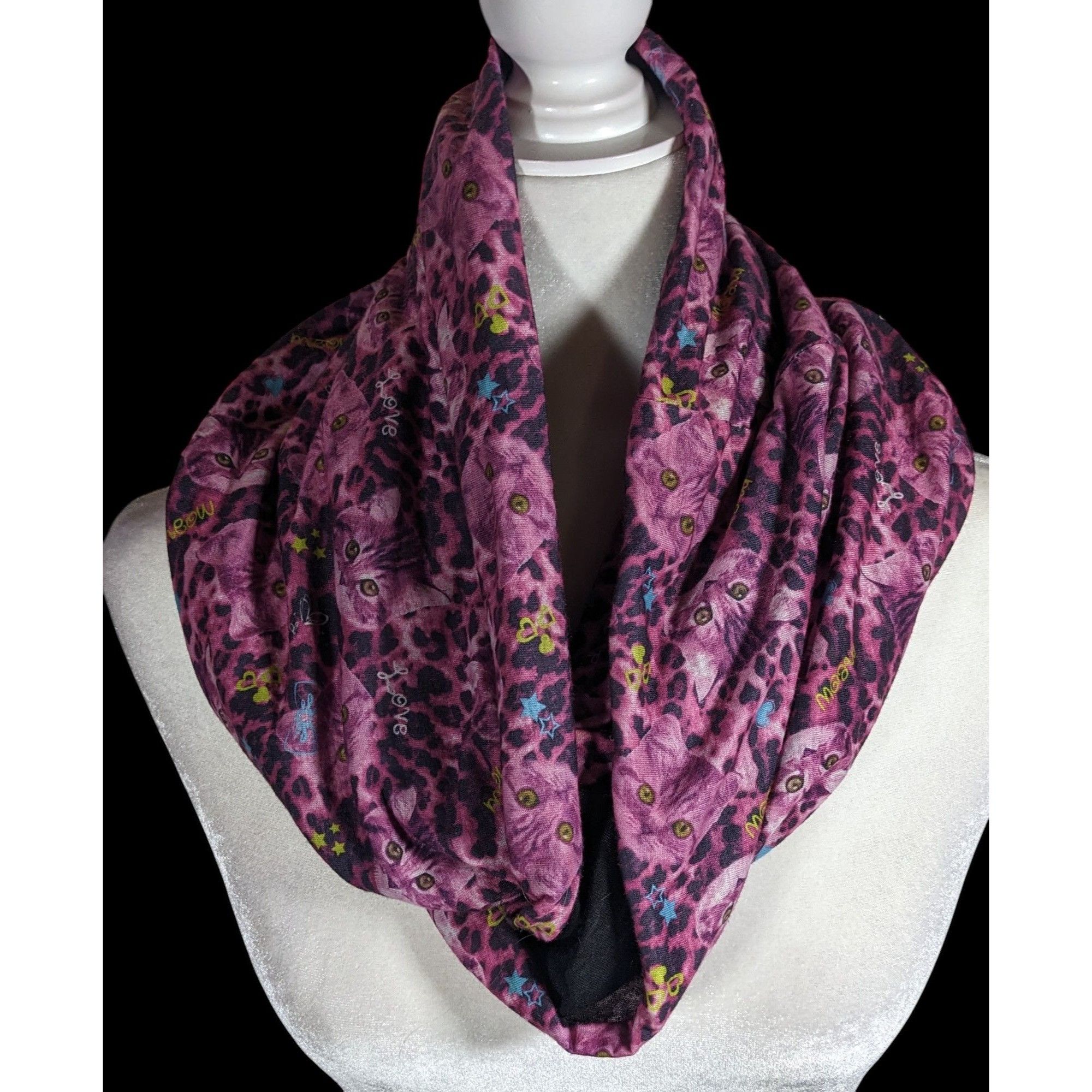 Other Pink And Black Leopard Print With Kittens Reversible Infinit Size ONE SIZE - 1 Thumbnail