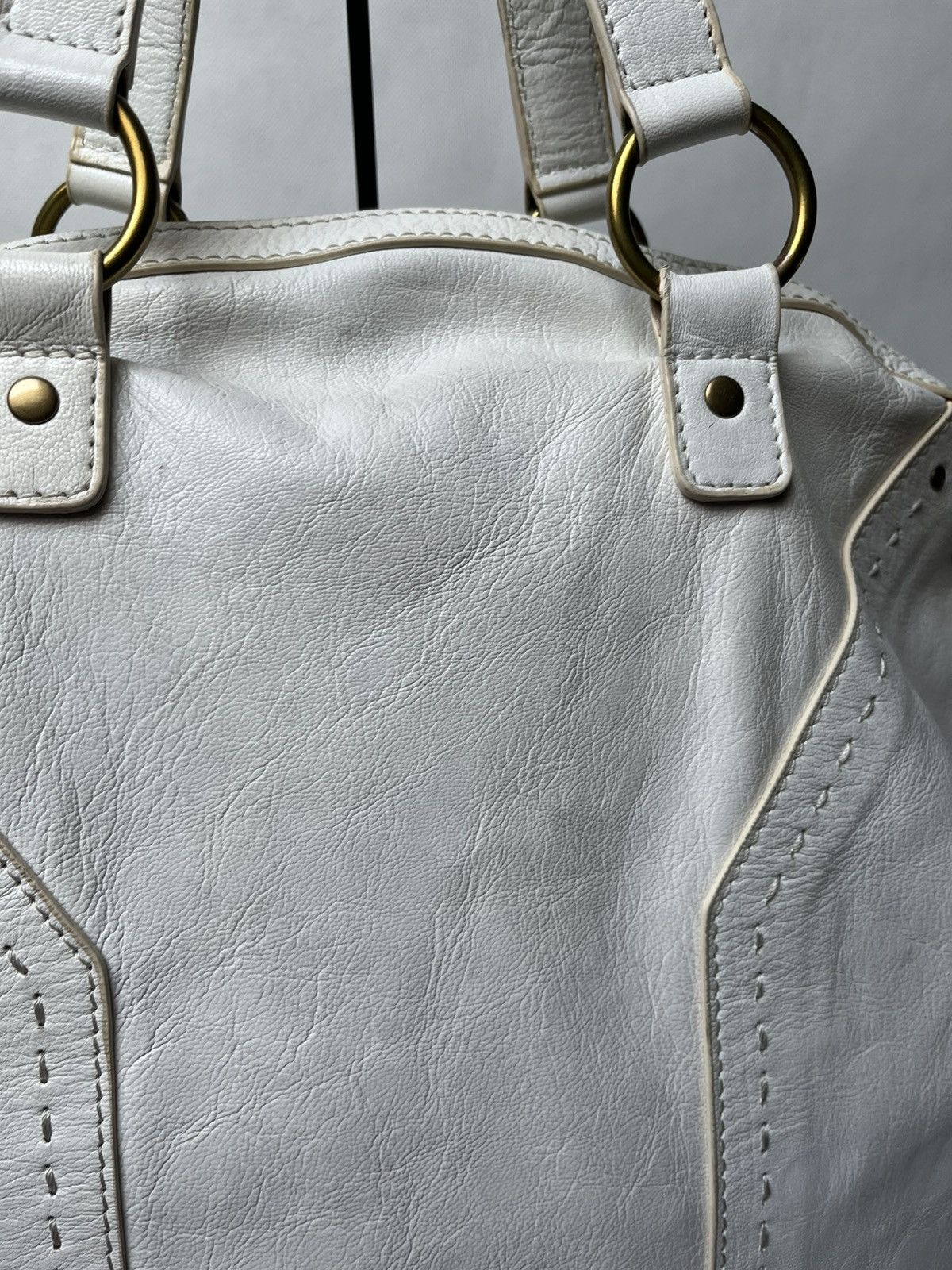 Yves Saint Laurent Yves Saint Laurent rive gauche Muse white leather hand bag Size ONE SIZE - 14 Thumbnail