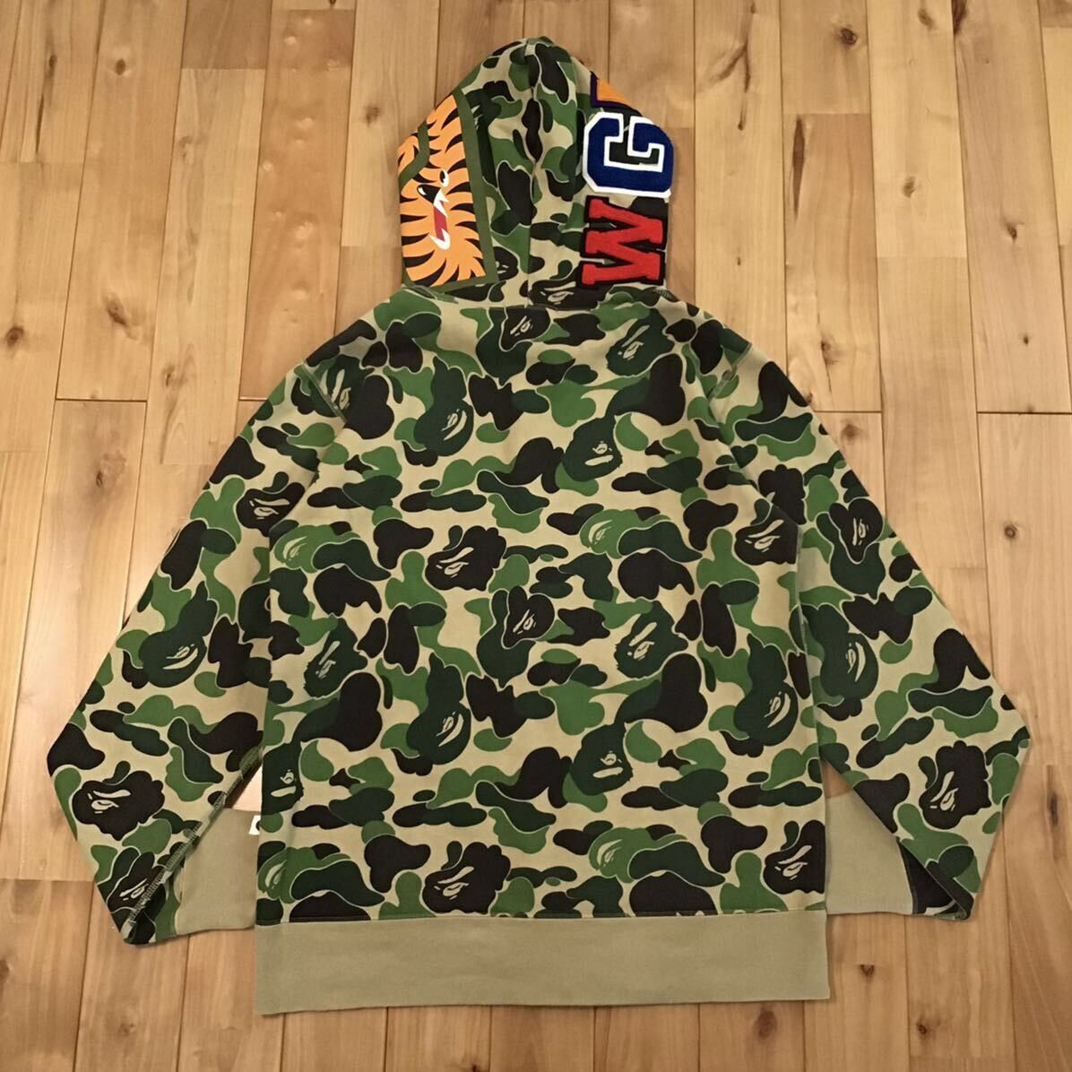 Bape BAPE ABC camo green shark full zip hoodie a bathing ape Size US L / EU 52-54 / 3 - 2 Thumbnail