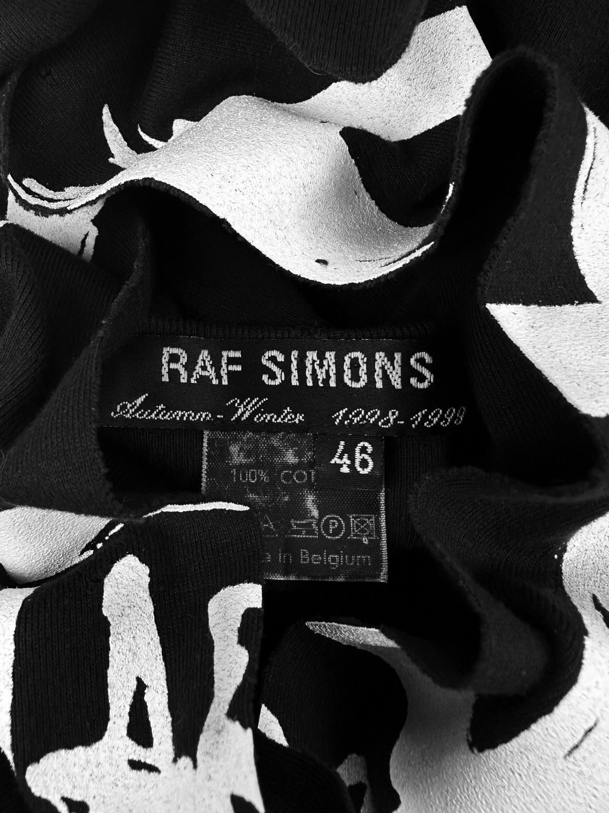 Raf Simons AW98 Raf Simons ‘Anarchy’ Motif Radioactivity Split Vest Size US S / EU 44-46 / 1 - 3 Thumbnail